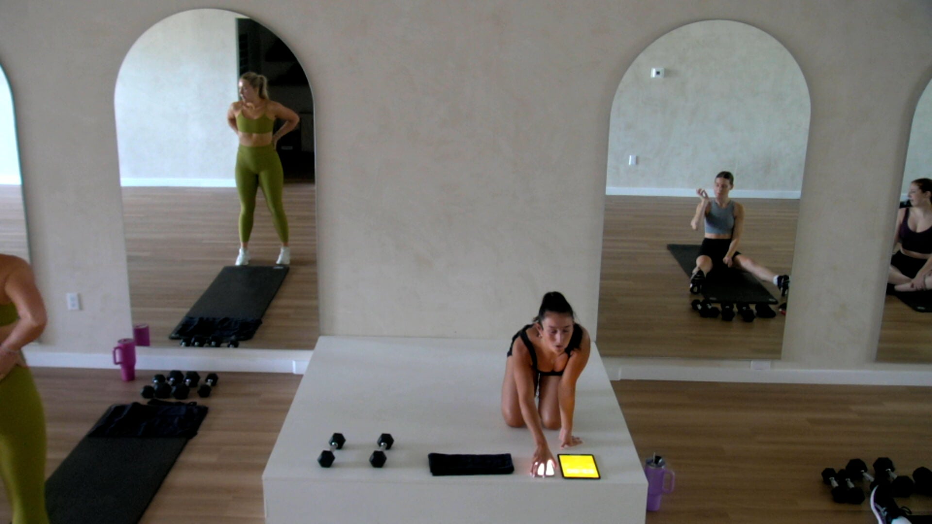 Total Body Bootcamp with Gaby 8.18