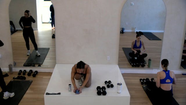 Total Body Workout with Gaby 11.17