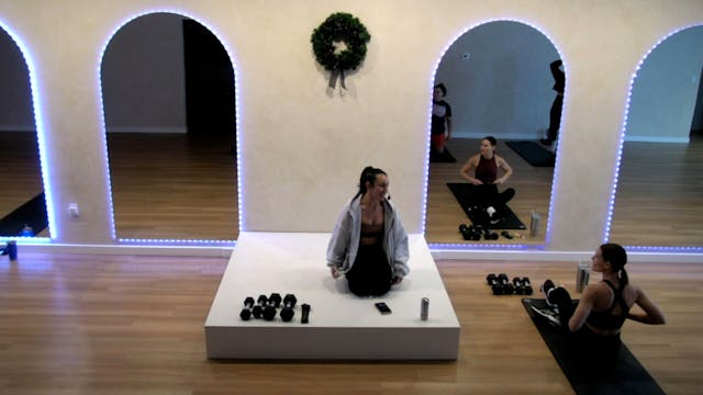 Upper Body Workout with Gaby 12.11