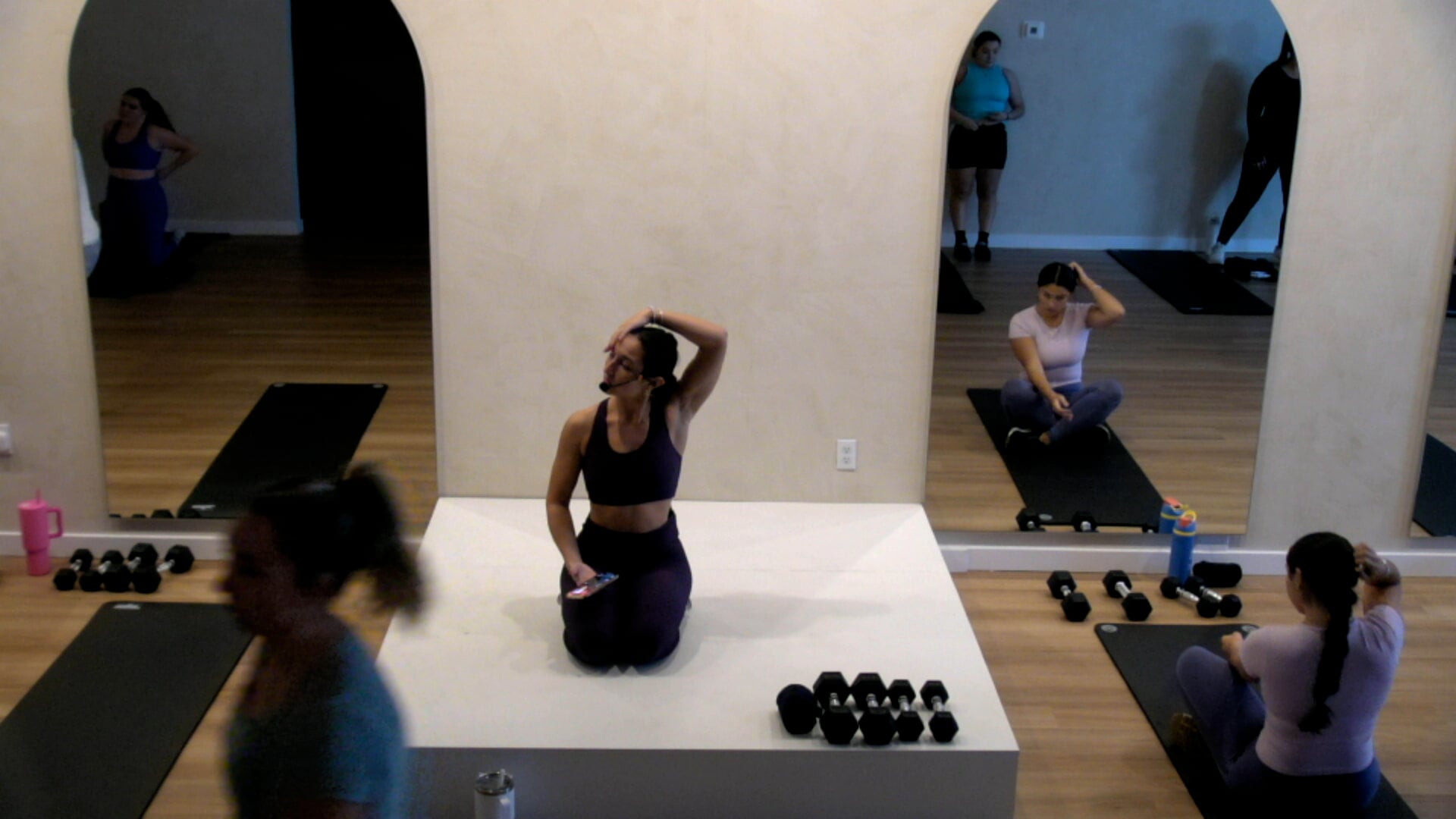 Total Body Workout with Gaby 11.10