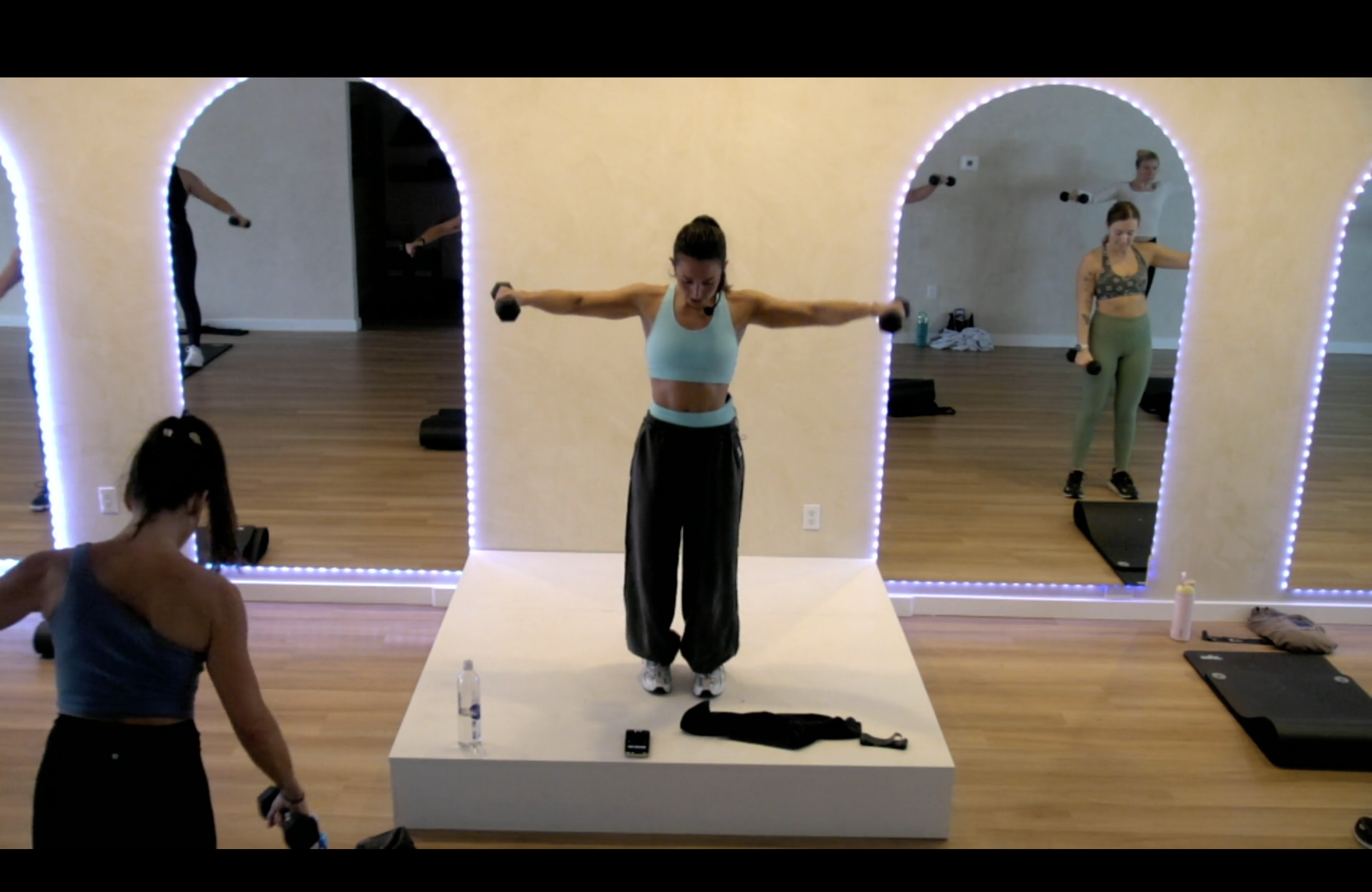 Total Body Workout with Gaby 10.13