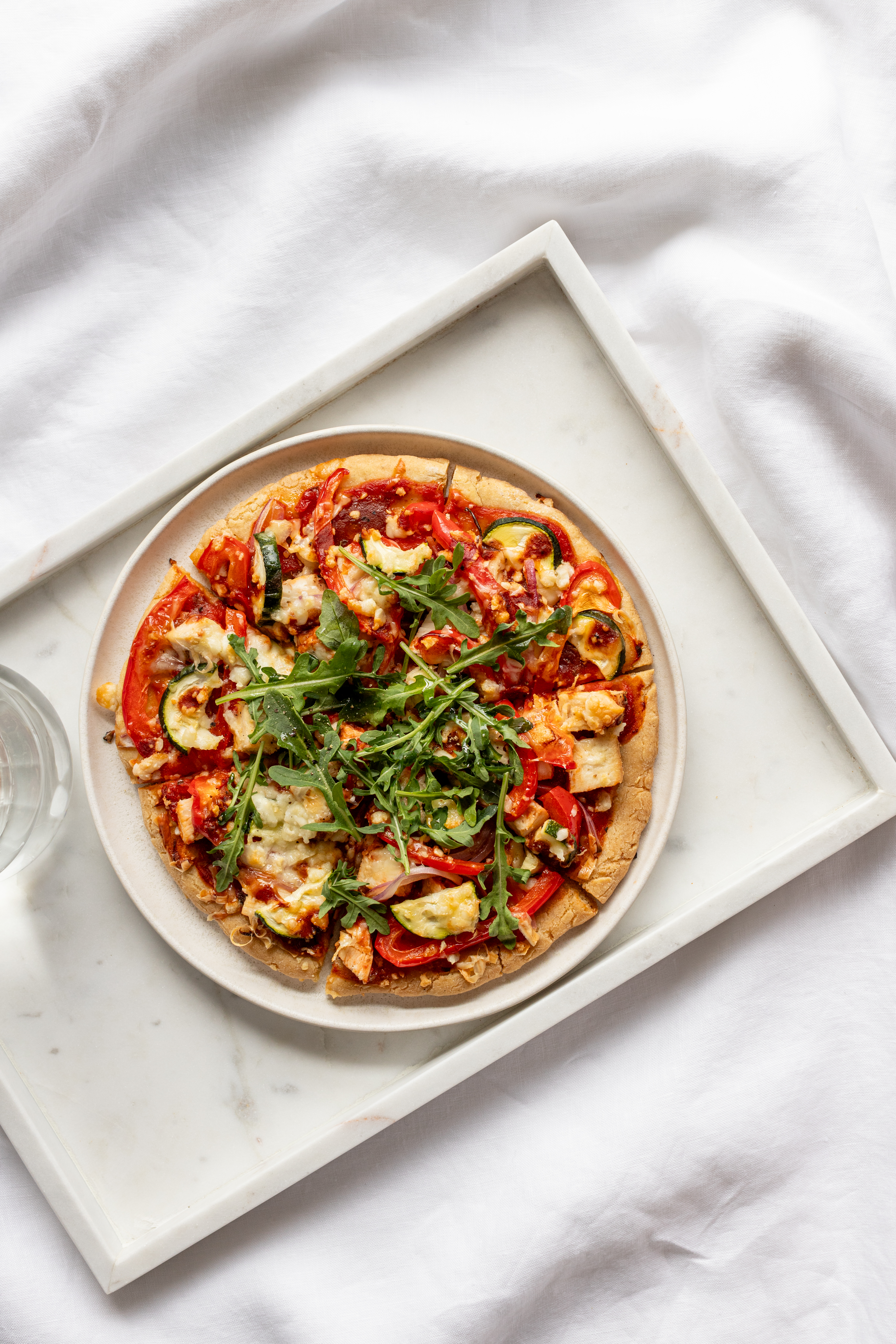 BBQ CHICKEN (OR TOFU) AND VEGETABLE FLATBREAD