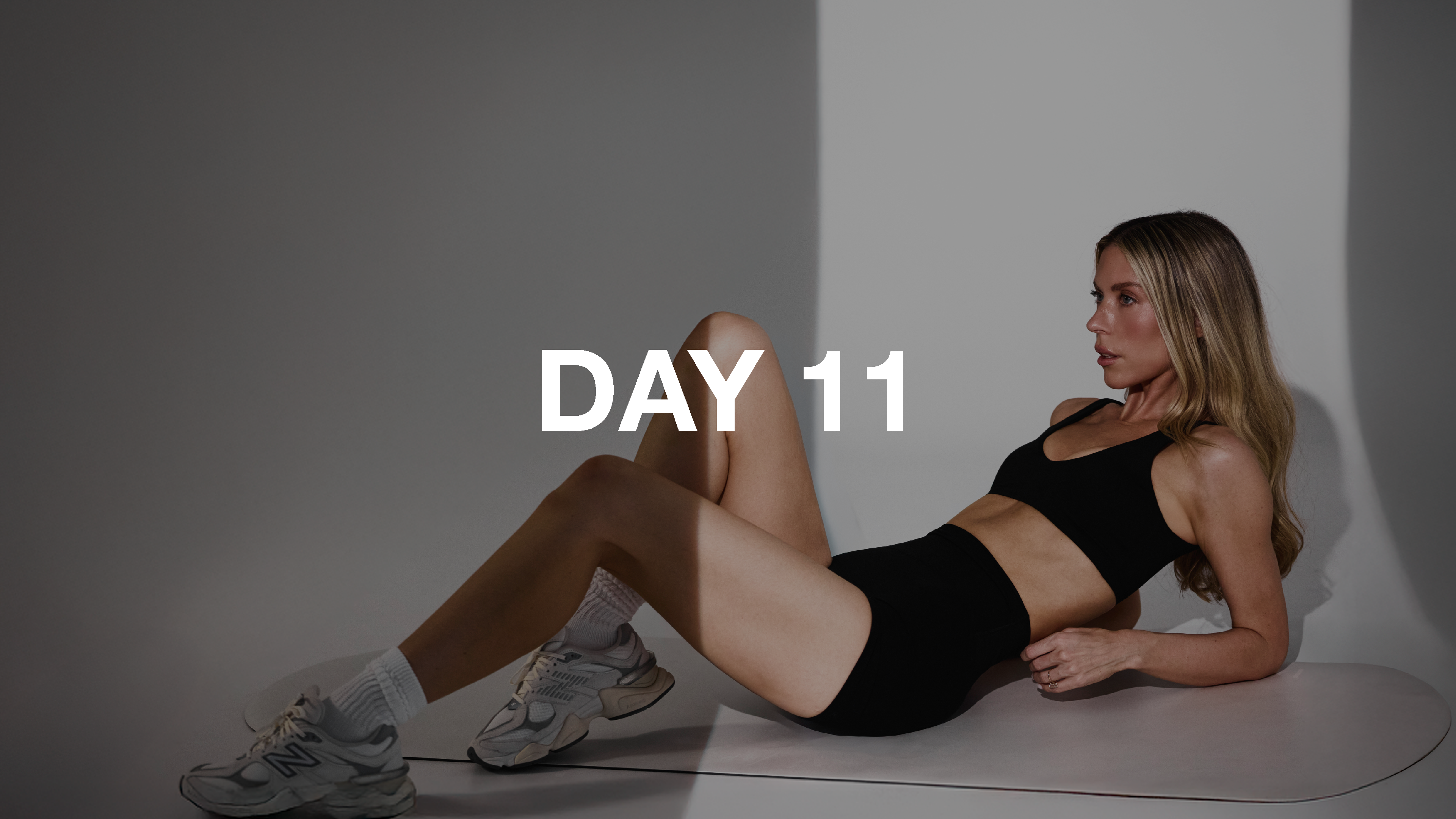 DAY 11 - 20 MIN QUICK INNER THIGHS AND ABS