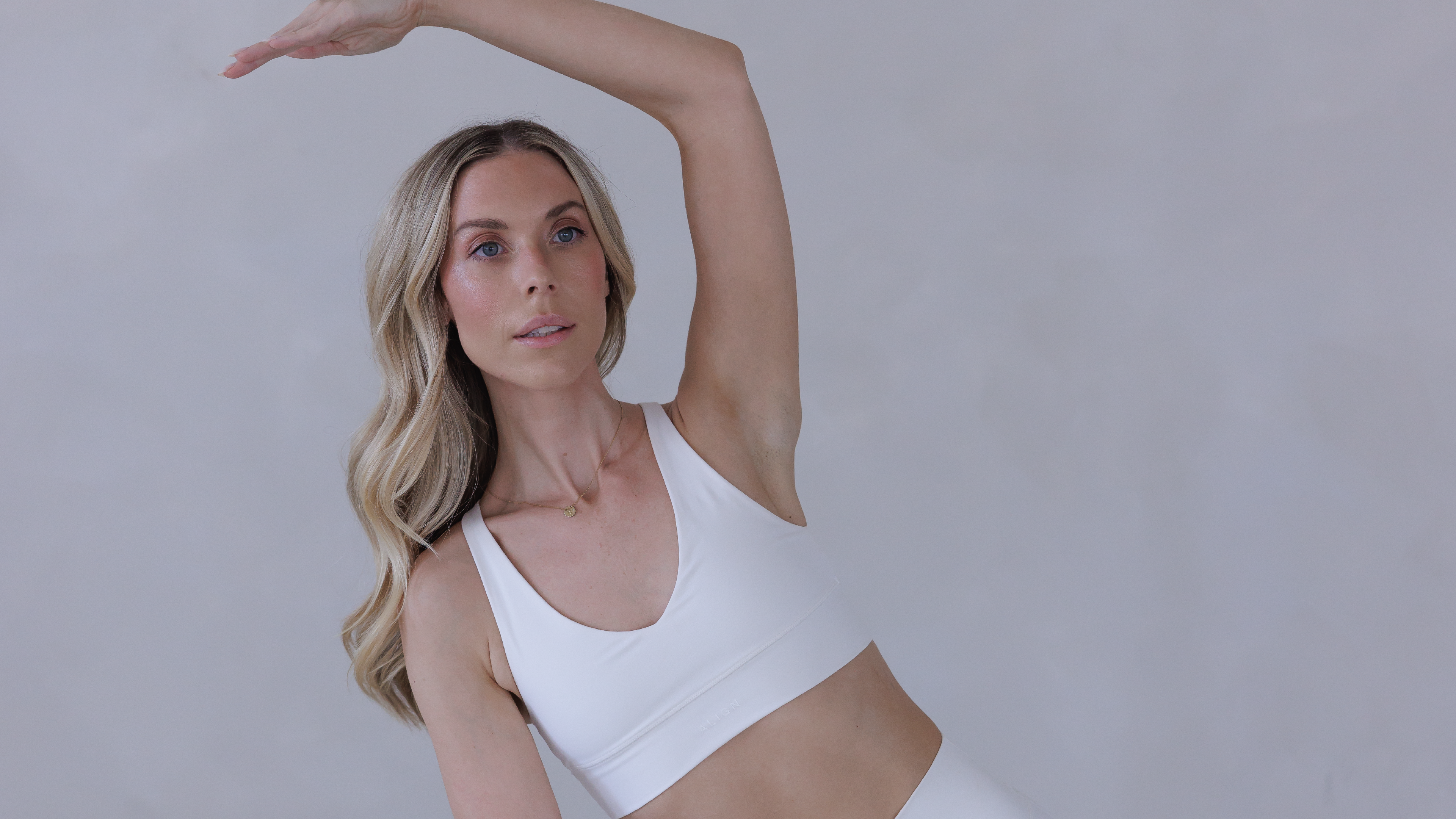 FULL BODY STRETCH & RESTORE