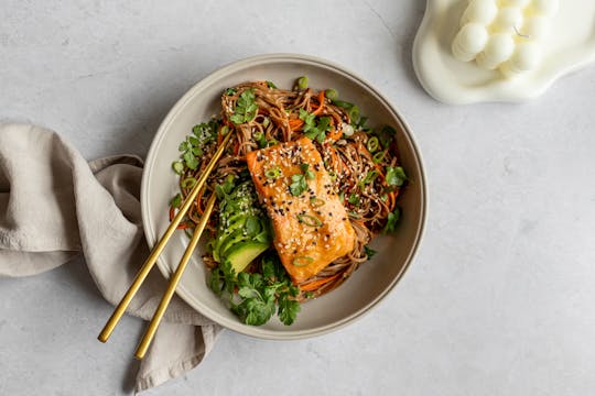 MISO SALMON & SOBA NOODLE SALAD