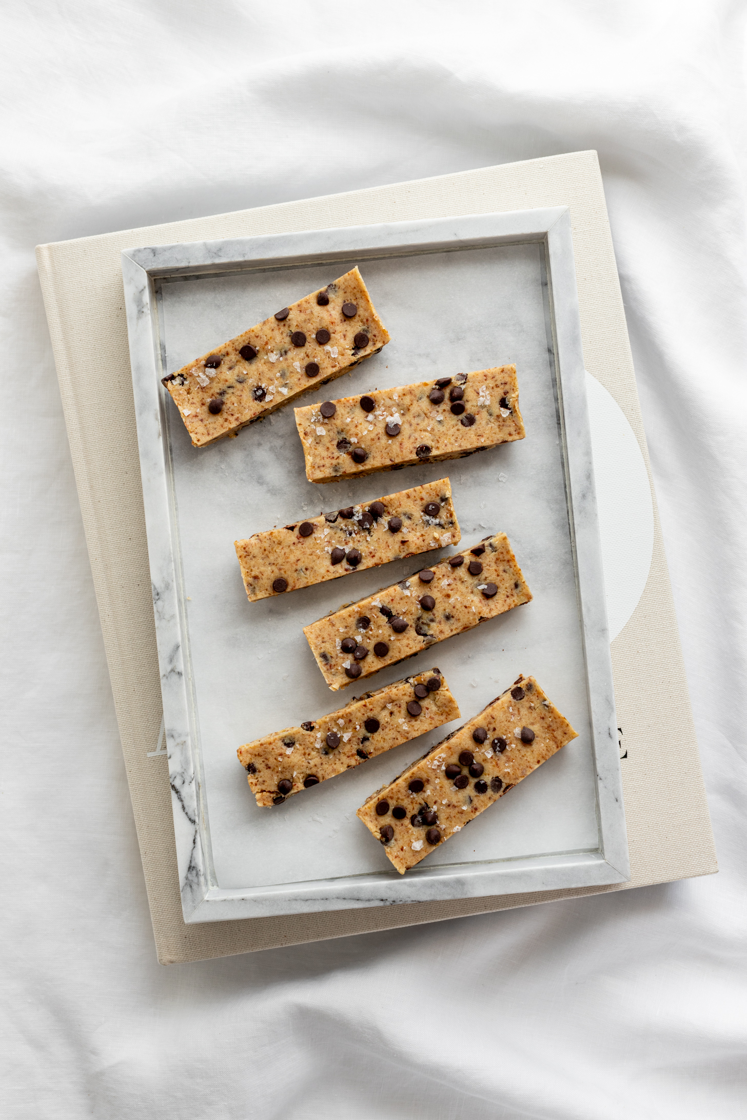 COOKIE DOUGH PROTEIN BARS