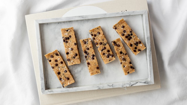 COOKIE DOUGH PROTEIN BARS
