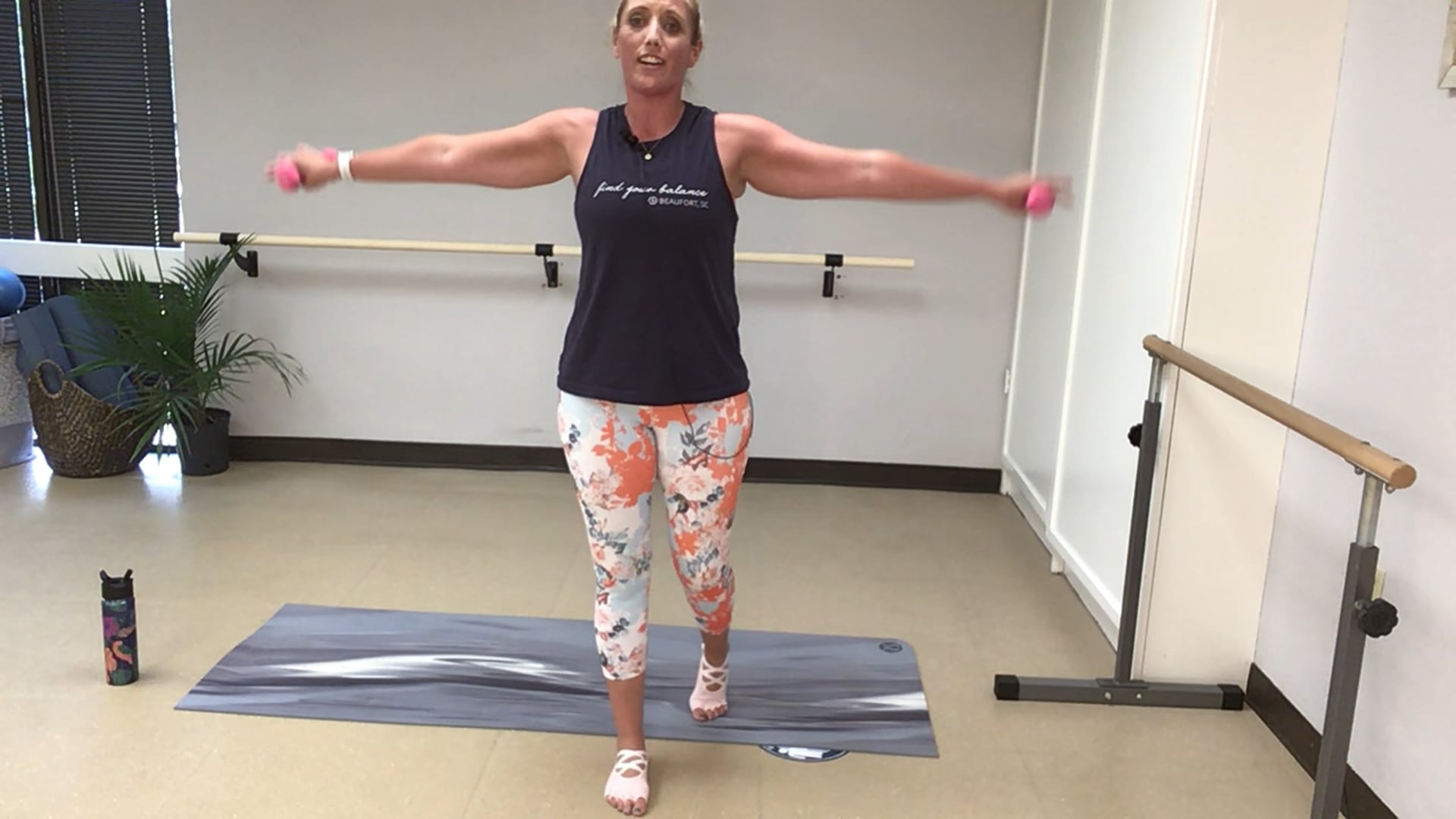 45-Min Barre with Megan 