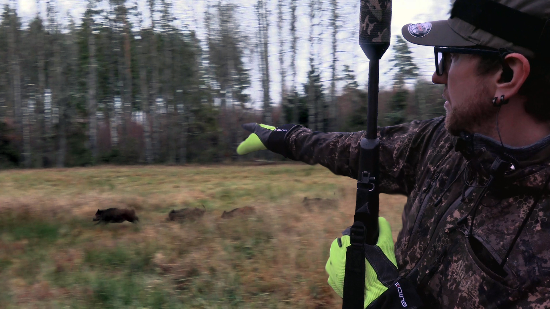 Jakt Med Jonas Och Dennis : Drevjakt på vildsvin
