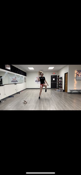 Girlfriend Avril Lavigne *Routine Breakdown* Beat Boxing Fitness Girlfriend Avril Lavigne *Routine Breakdown* Beat Boxing Fitness