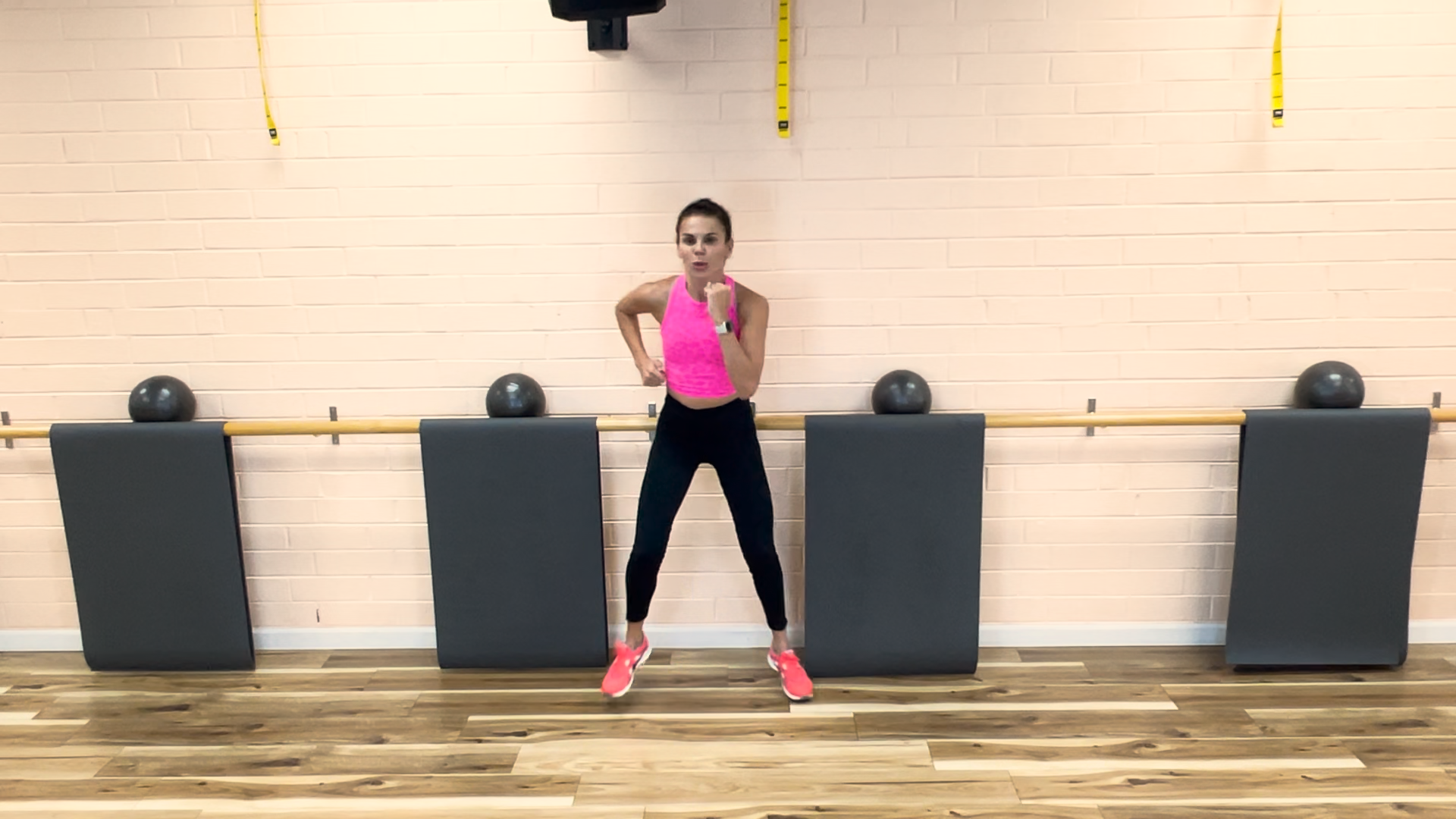 20 Minute Full Body Cardio Workout