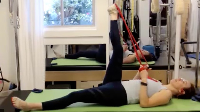 A bit of legs: Lying Down+ Theraband