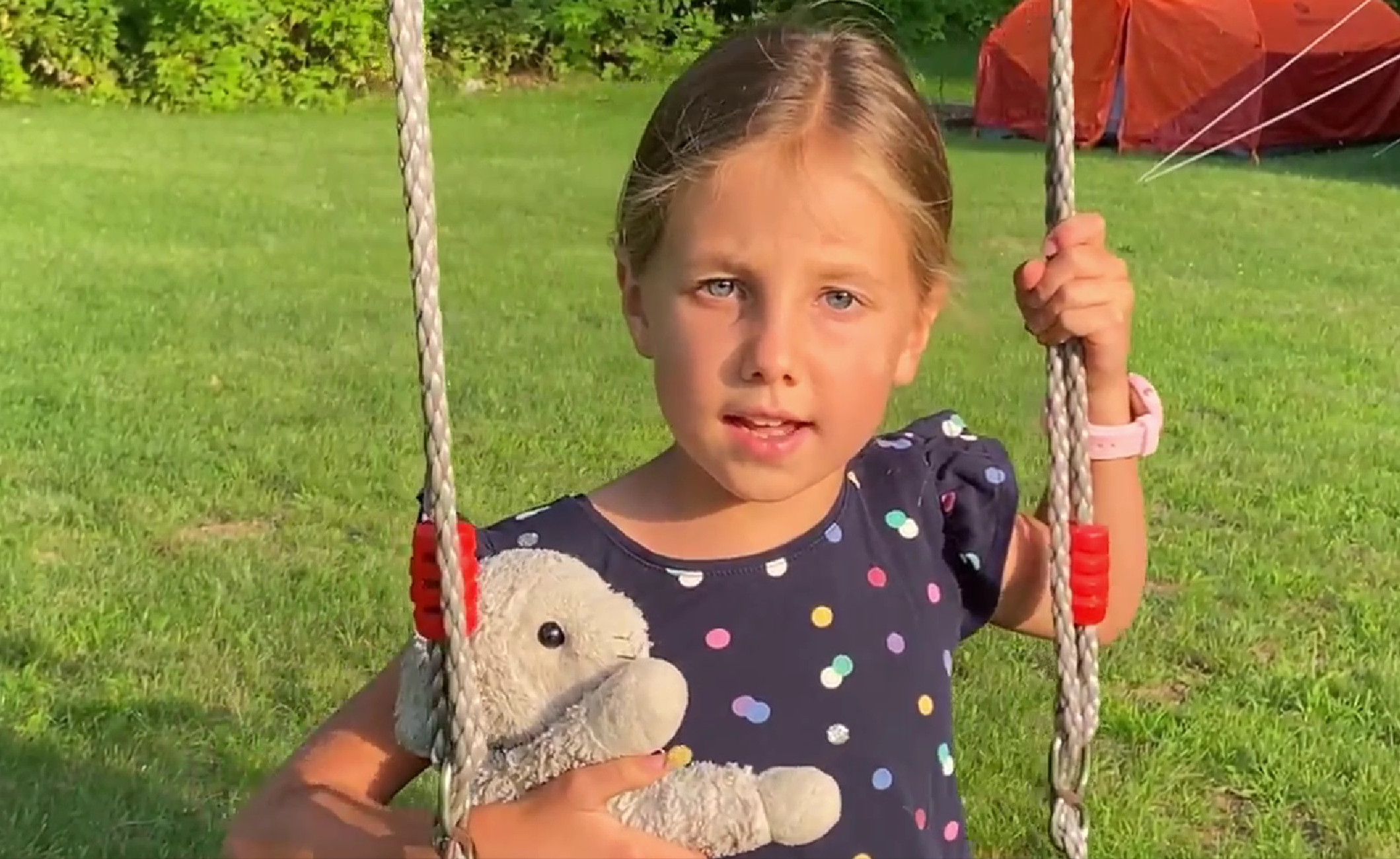 Eden: Lamby And His Leash