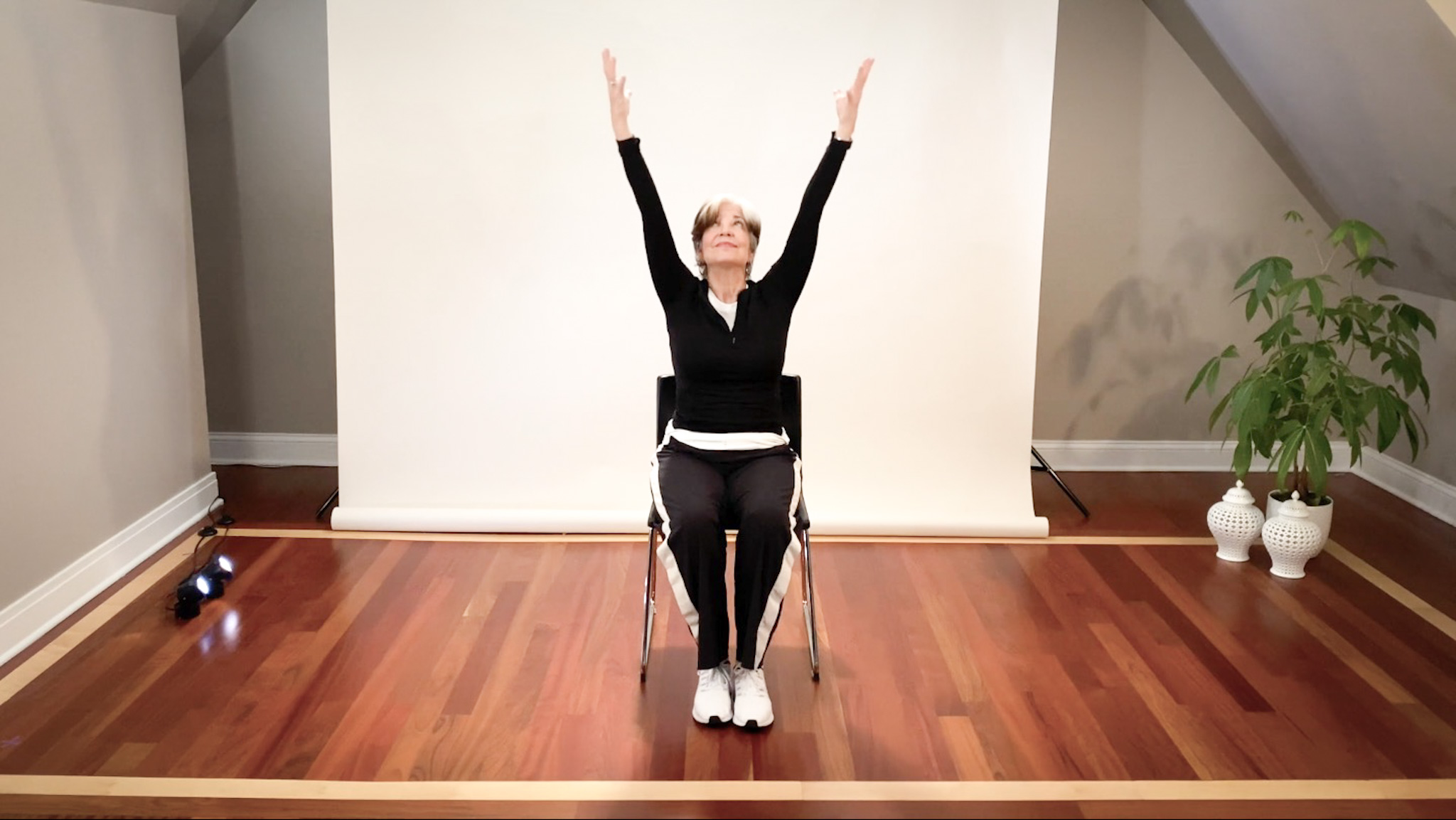 BeMoved® Back Up Singer Moves | Seated Gentle BeMoved 