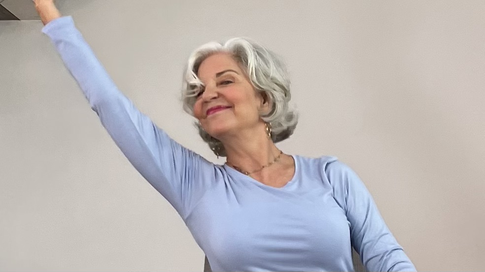 Gentle Awaken & Stretch