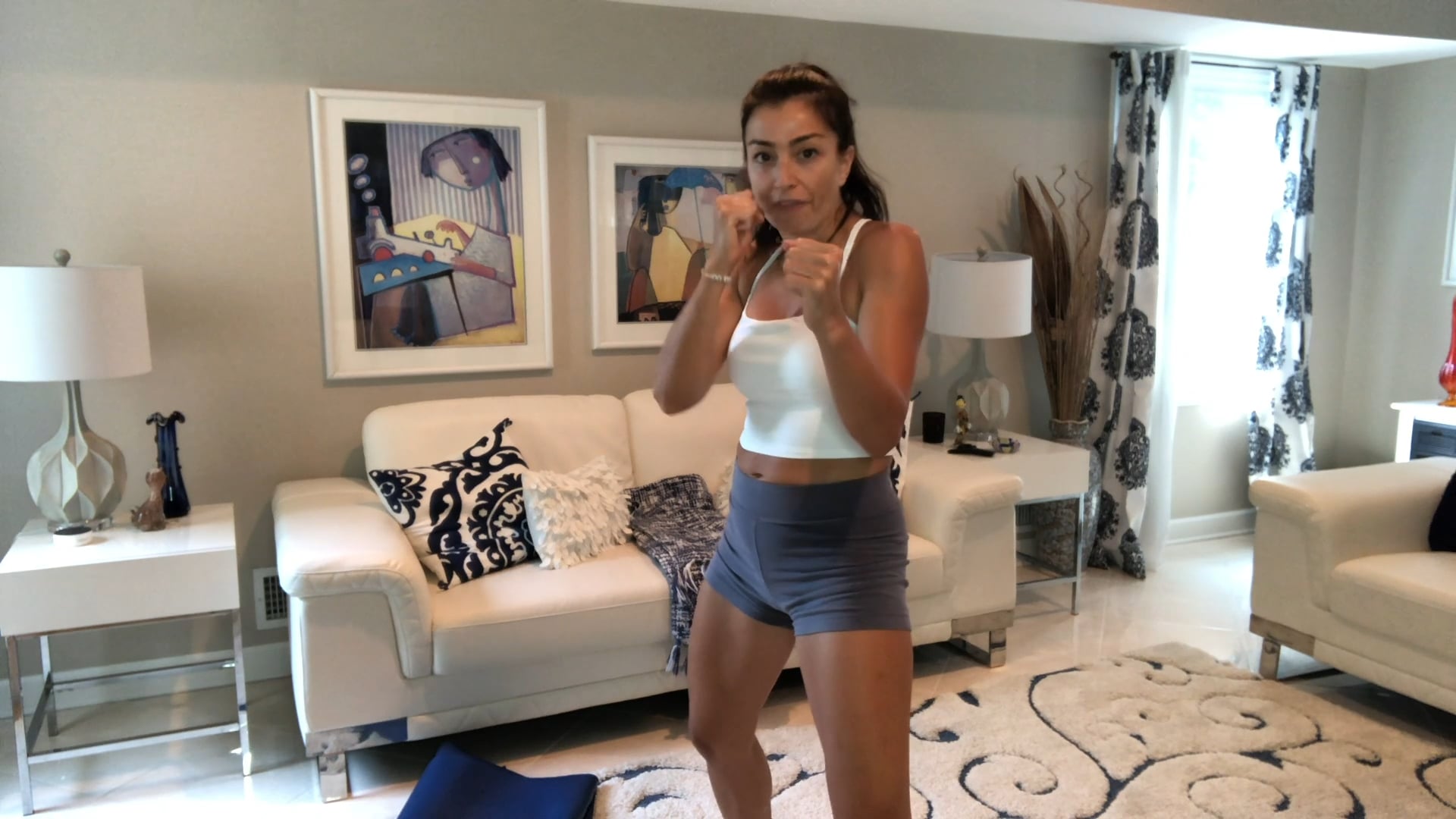 Boxing+Arms with Weights