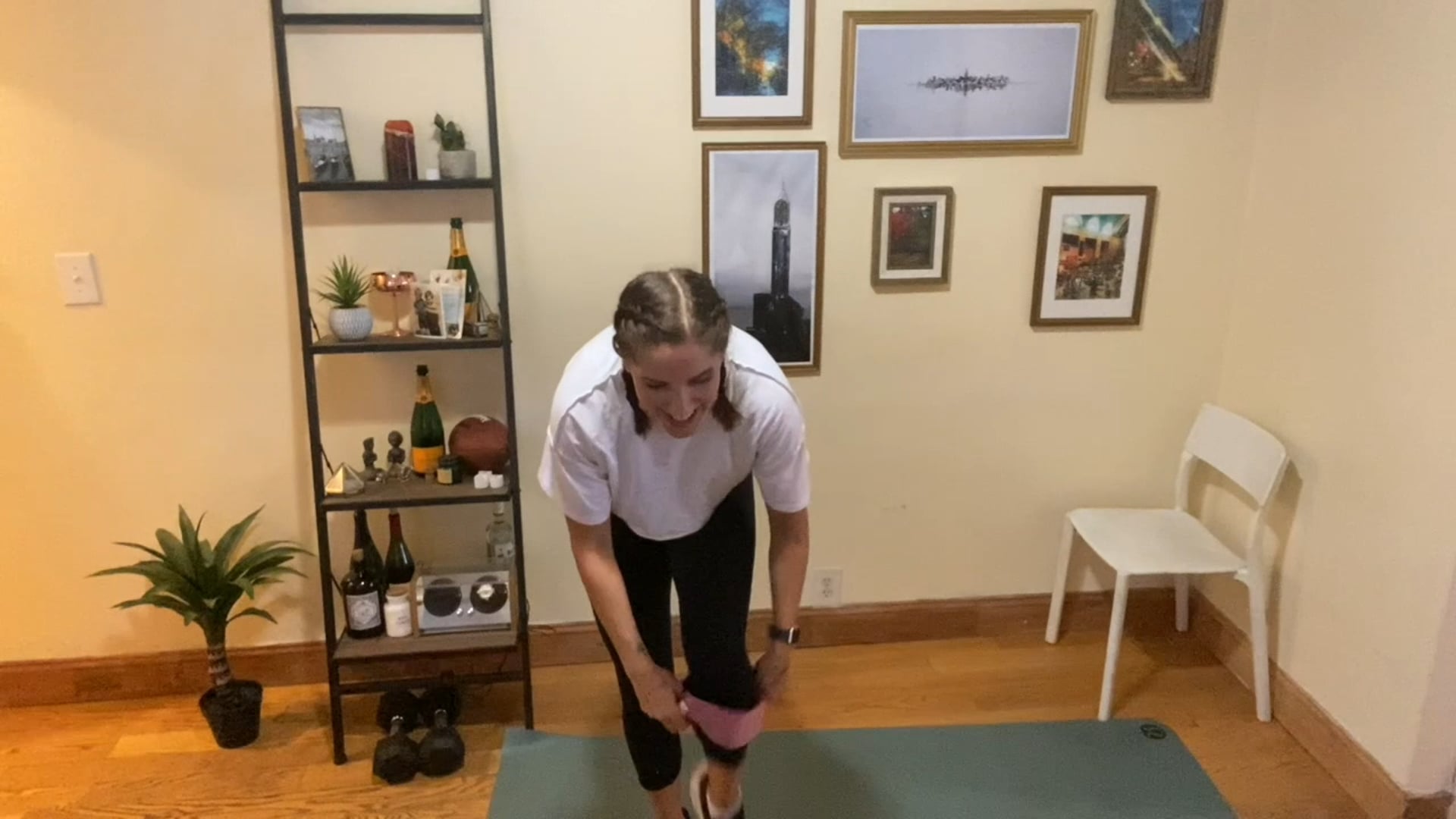 beRevolutionaire Booty Burn