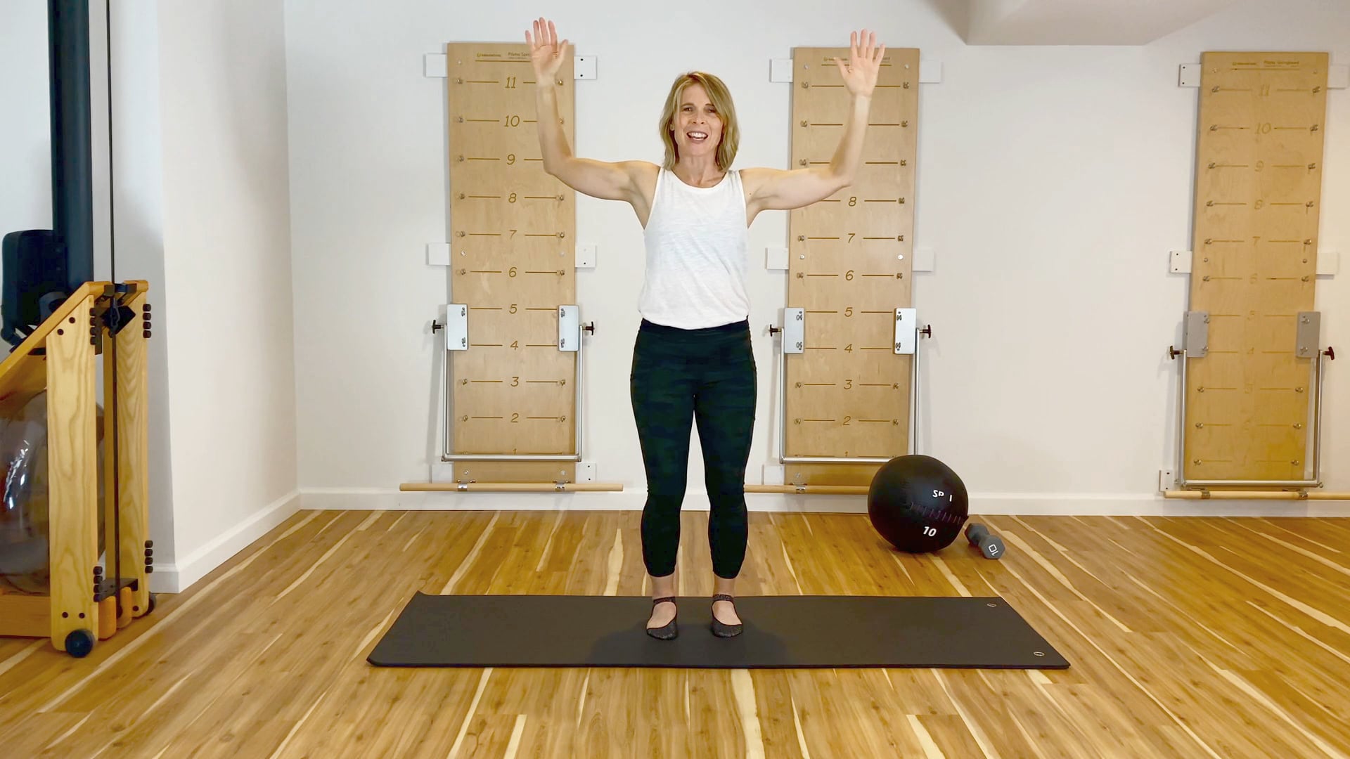 Twisting & Hopping BeyondFit Workout - 17 min - 4/27/2021