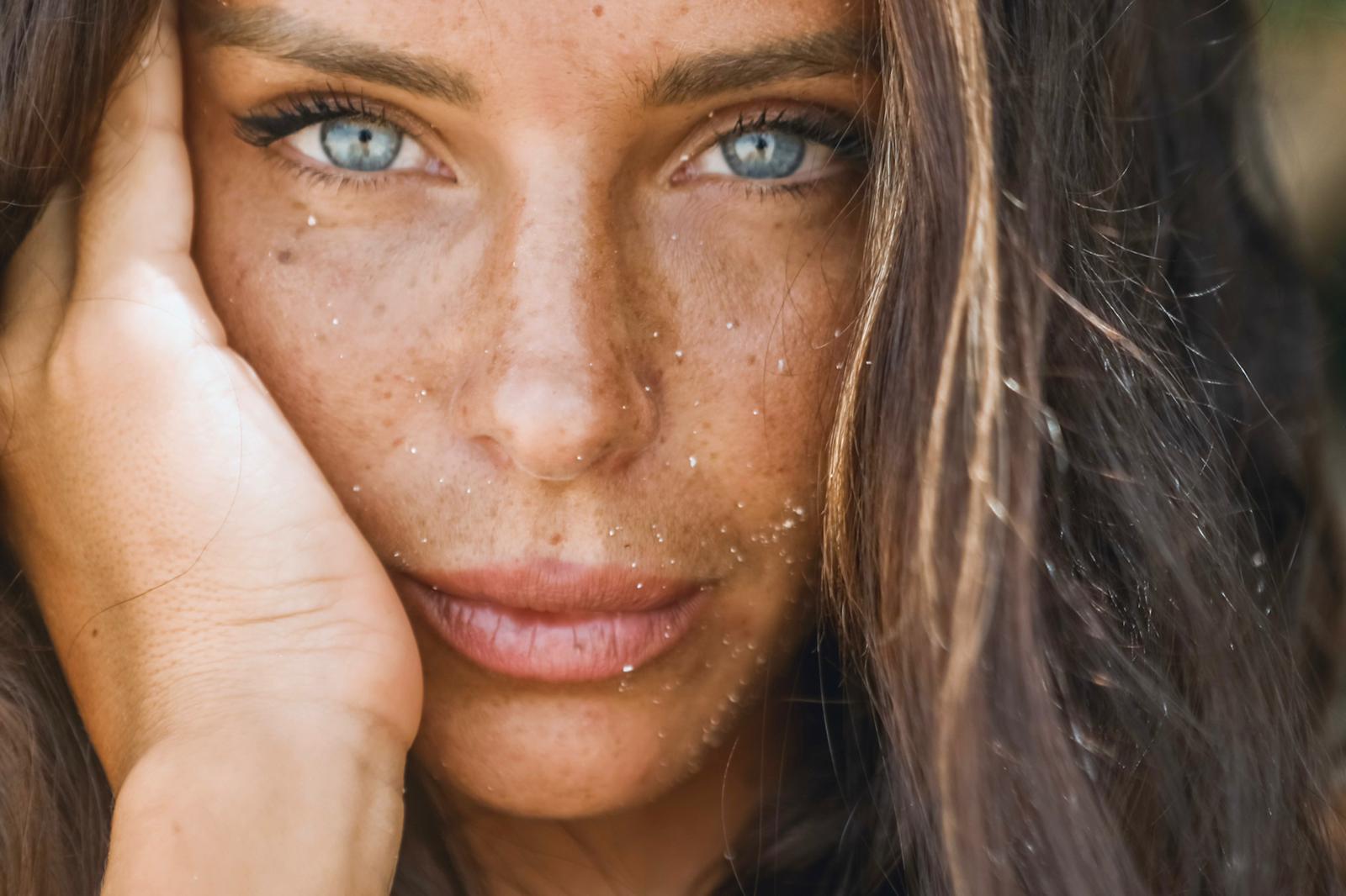 ARYA - Il nostro mondo inizia da qui