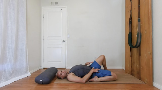 Yoga for Stiff Hips (part 2) / Elia Nikolaev / 30 min.