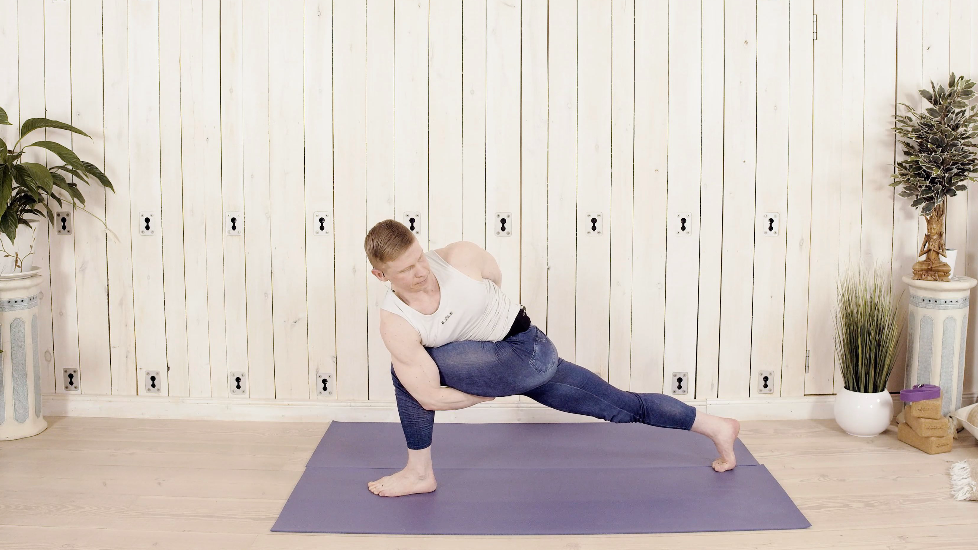 Kiertoreitti / Jari Karppinen / 30 min. 