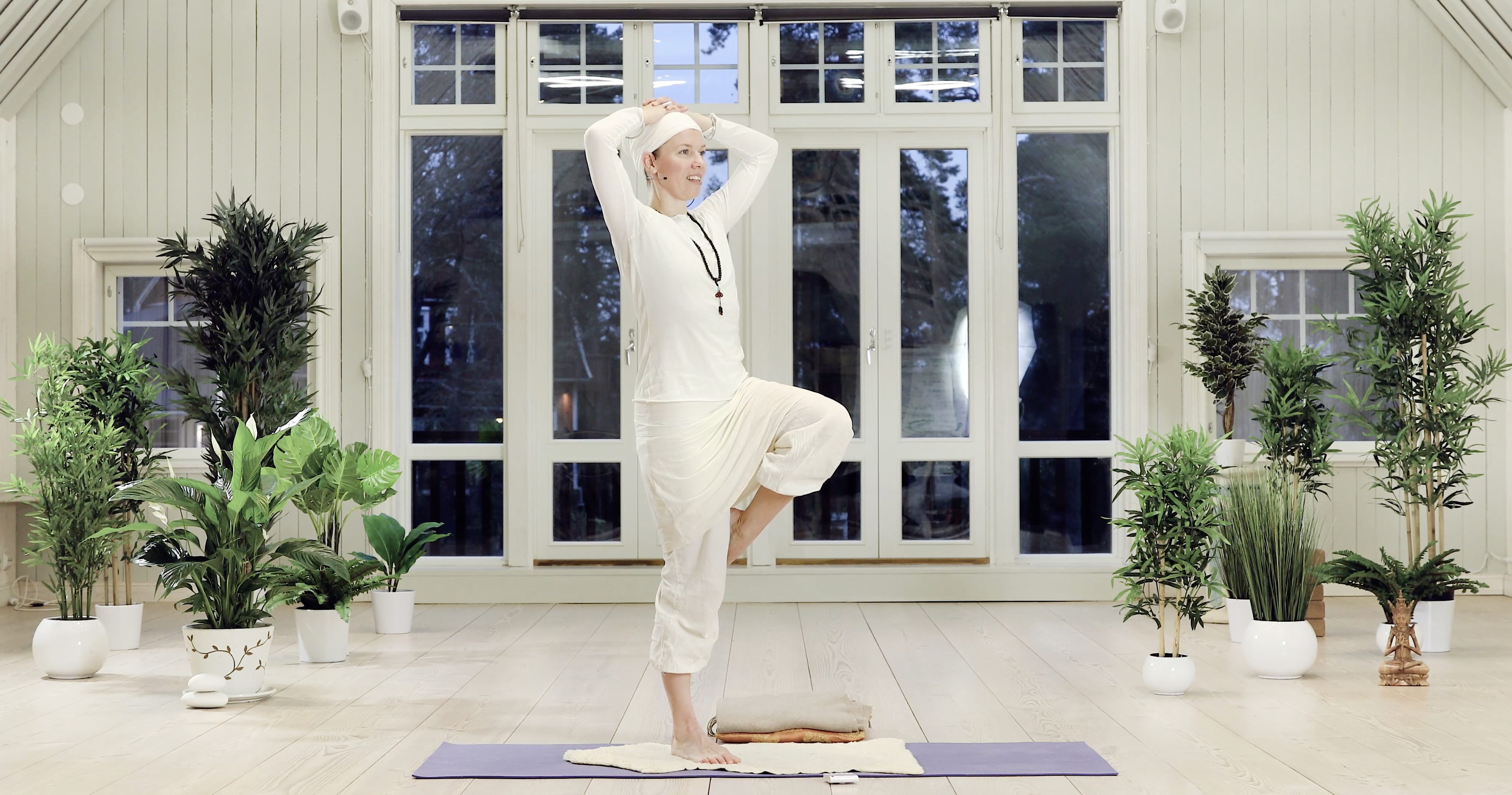 Onnellisuus / Noora Lintukangas / taso 1–2 /  30 min. 