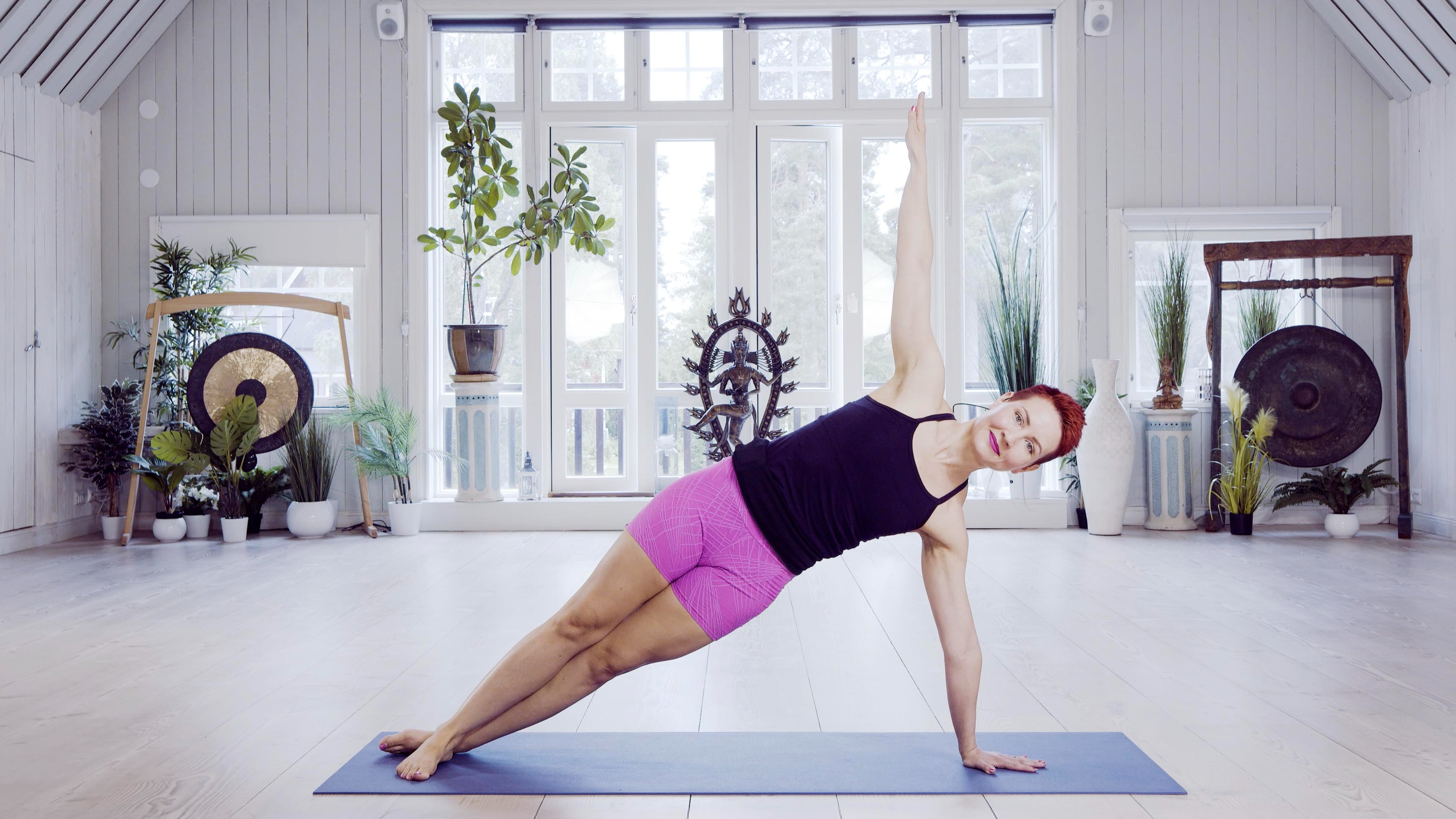 Hanna Manninen / Core kuntoon hengittämällä / PILATES / 60 min.