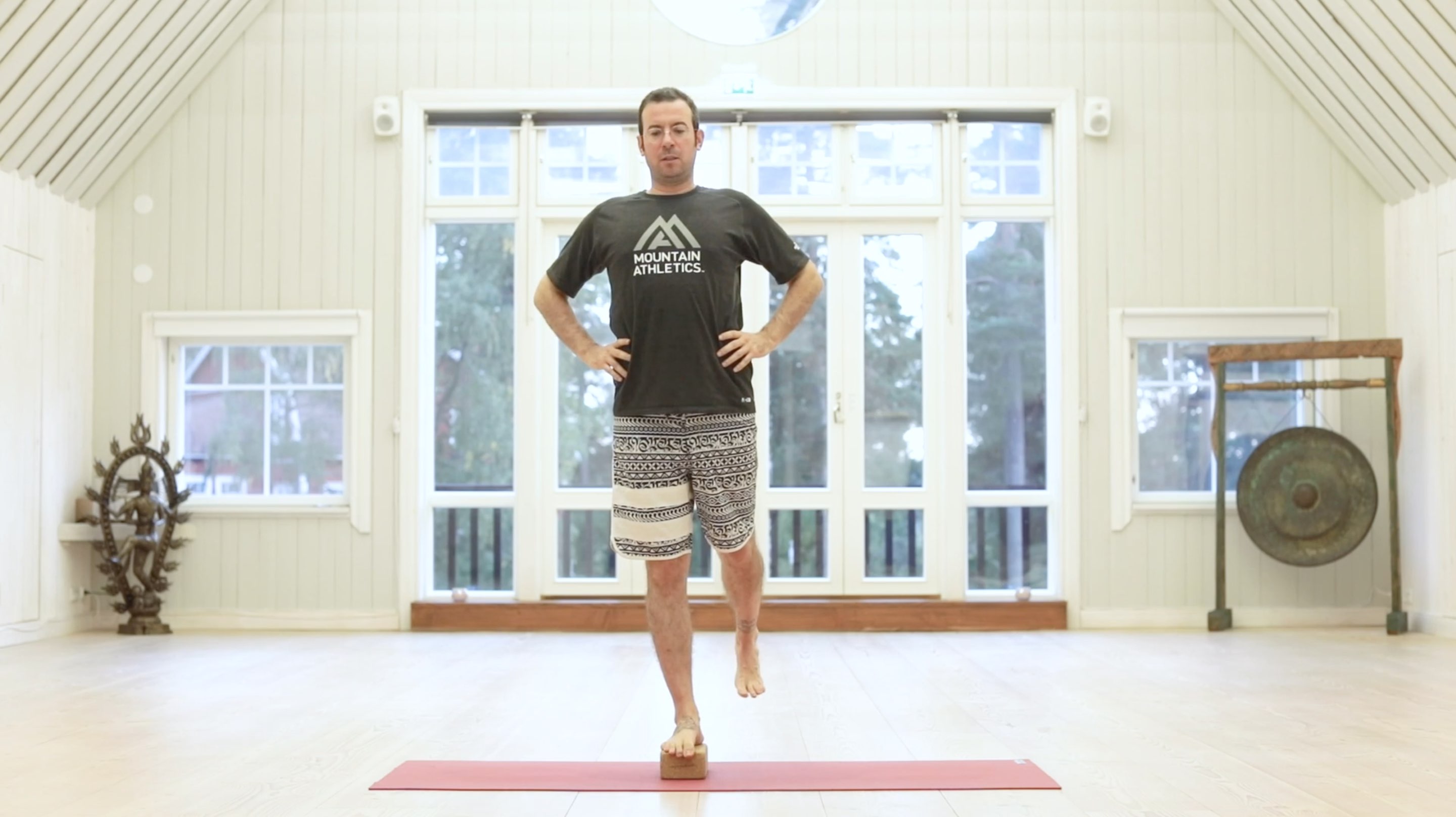 Core and hip extension / Borja Sainz / 45 min. 