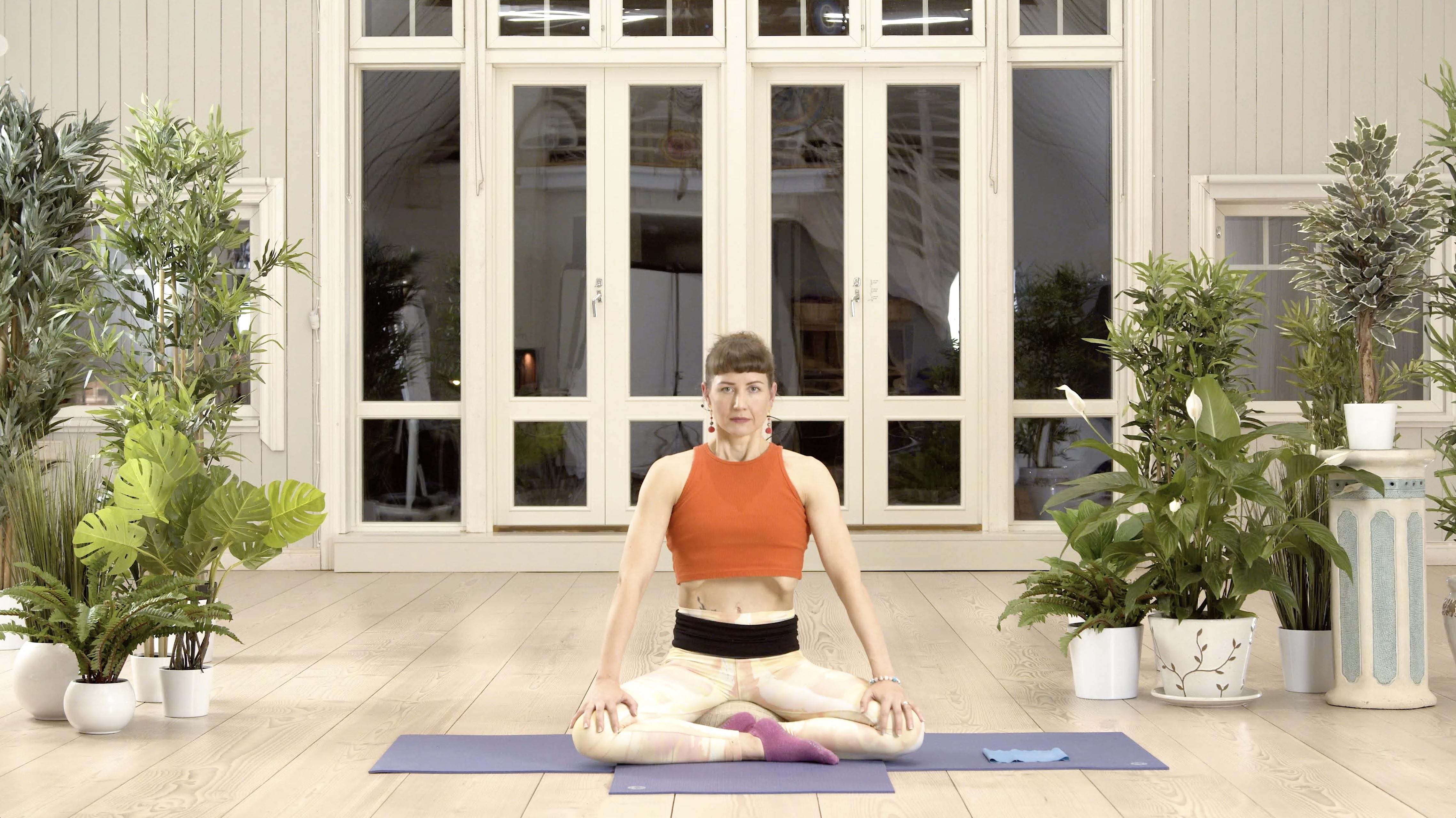 Uddiyana bandha kriya / Hanna Manninen / 30min. 