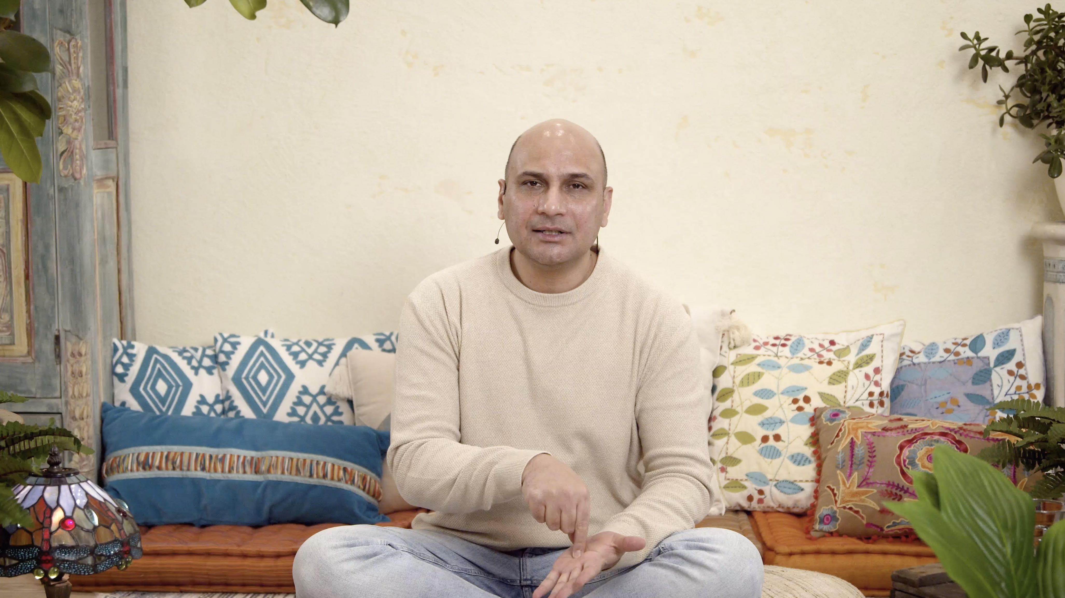 Mausteet / Pardaman Sharma / 15 min. 