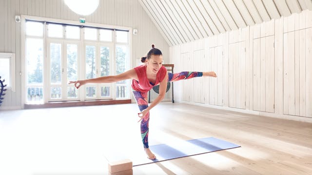 Sivuaskelia / Mia Jokiniva / Taso 2-3...