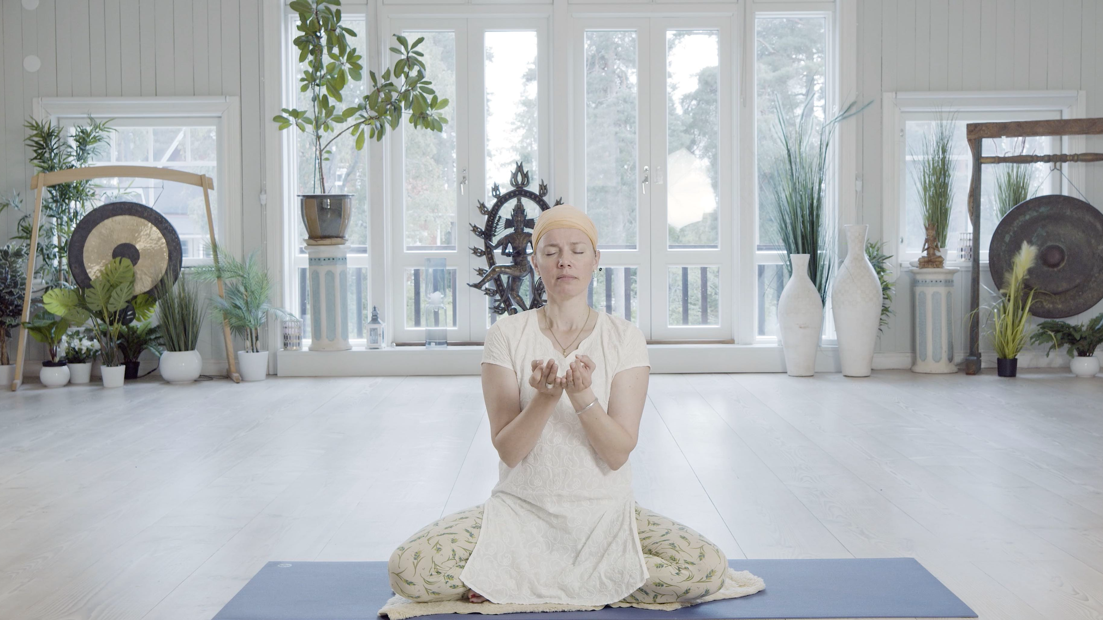 Noora Mustajoki / Luomisen meditaatio / 30 min. 