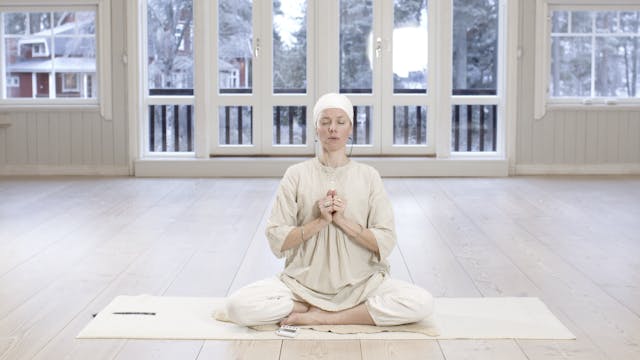 Pää ja sydän / Noora Lintukangas / 30 min