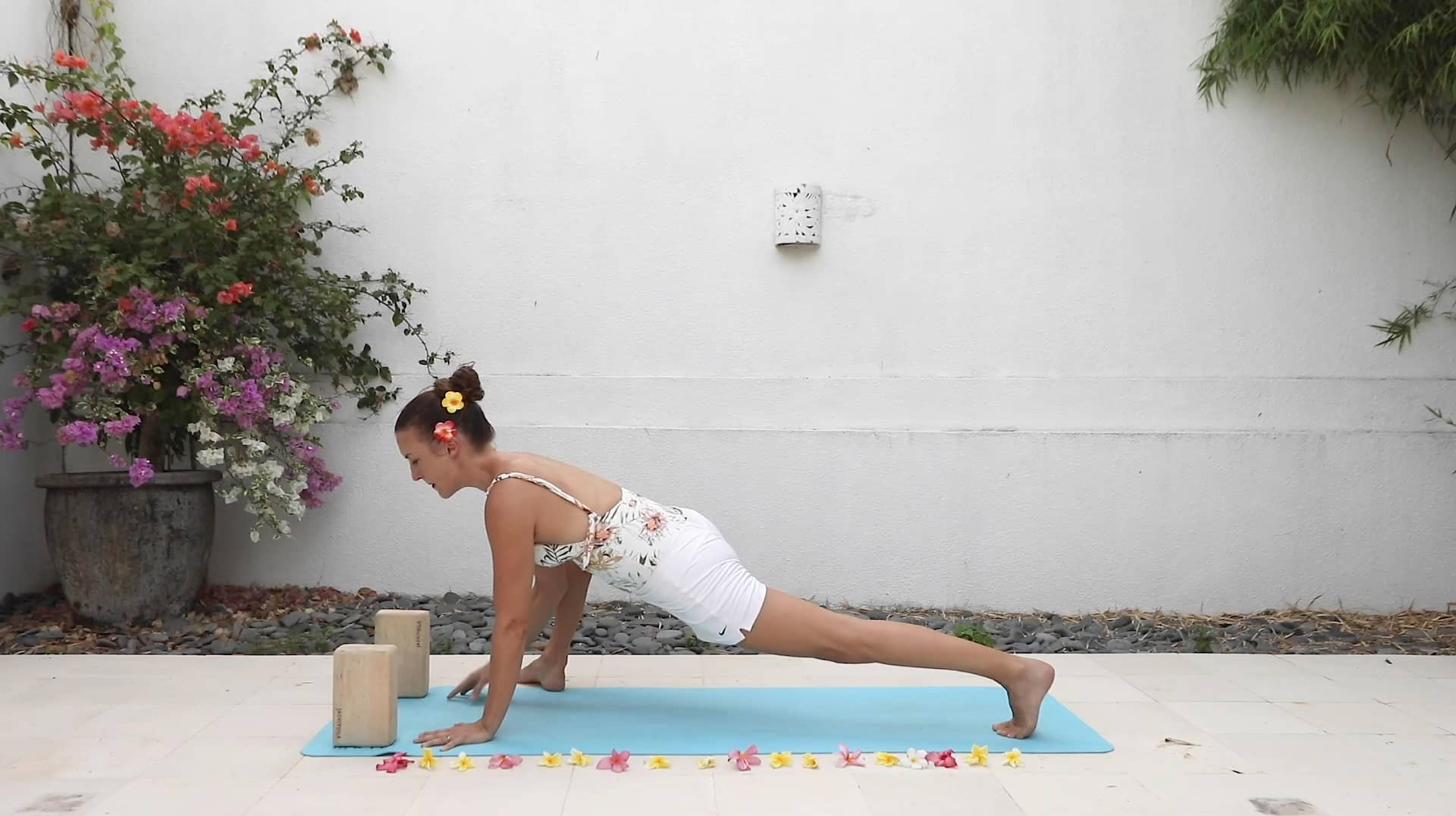 Aseisiin! Taso 1-2 / Mia Jokiniva / 30 min.