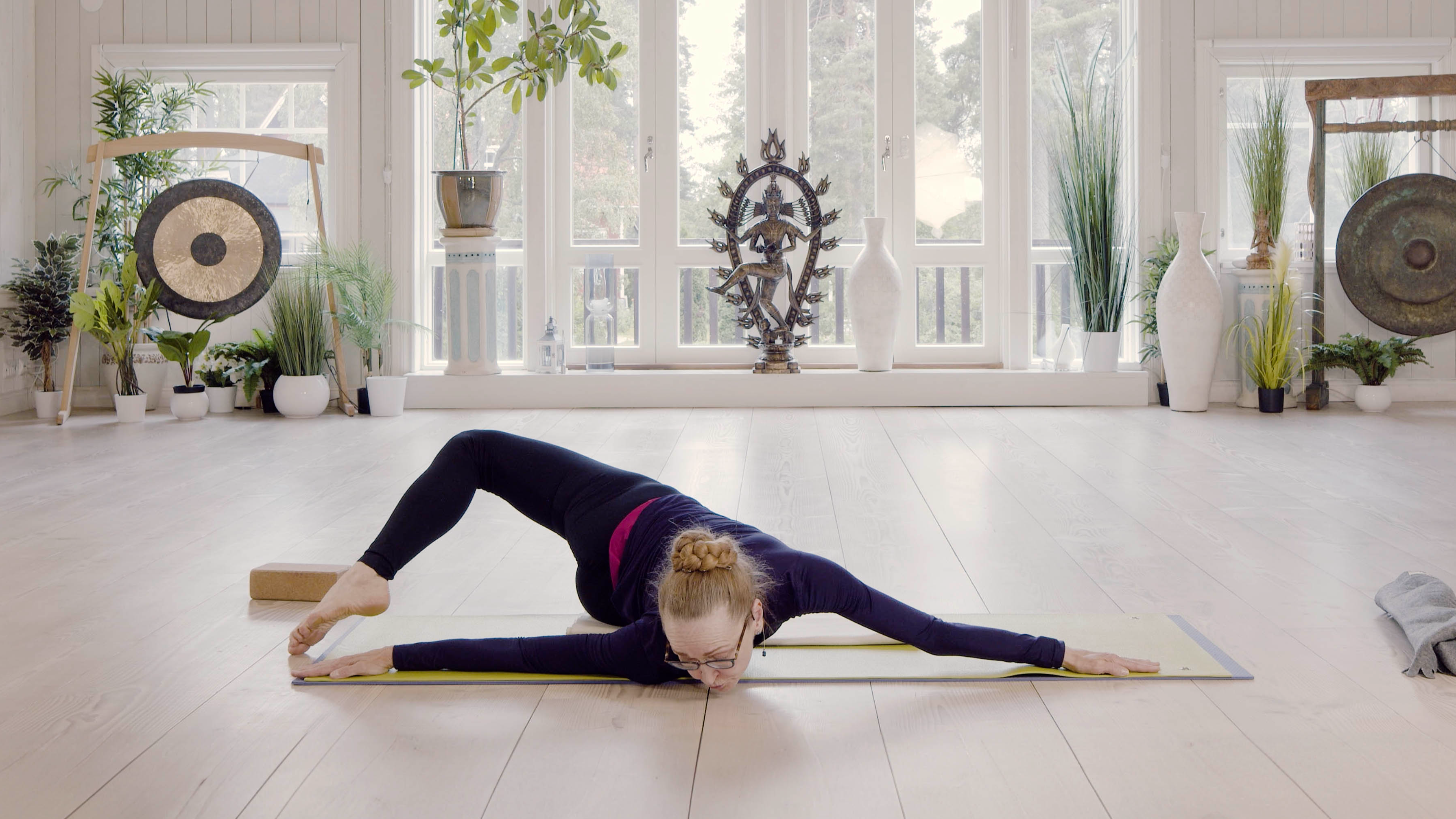 Kuoleva joutsen / Fatima Witick  /  Floor barre / 45 min. 