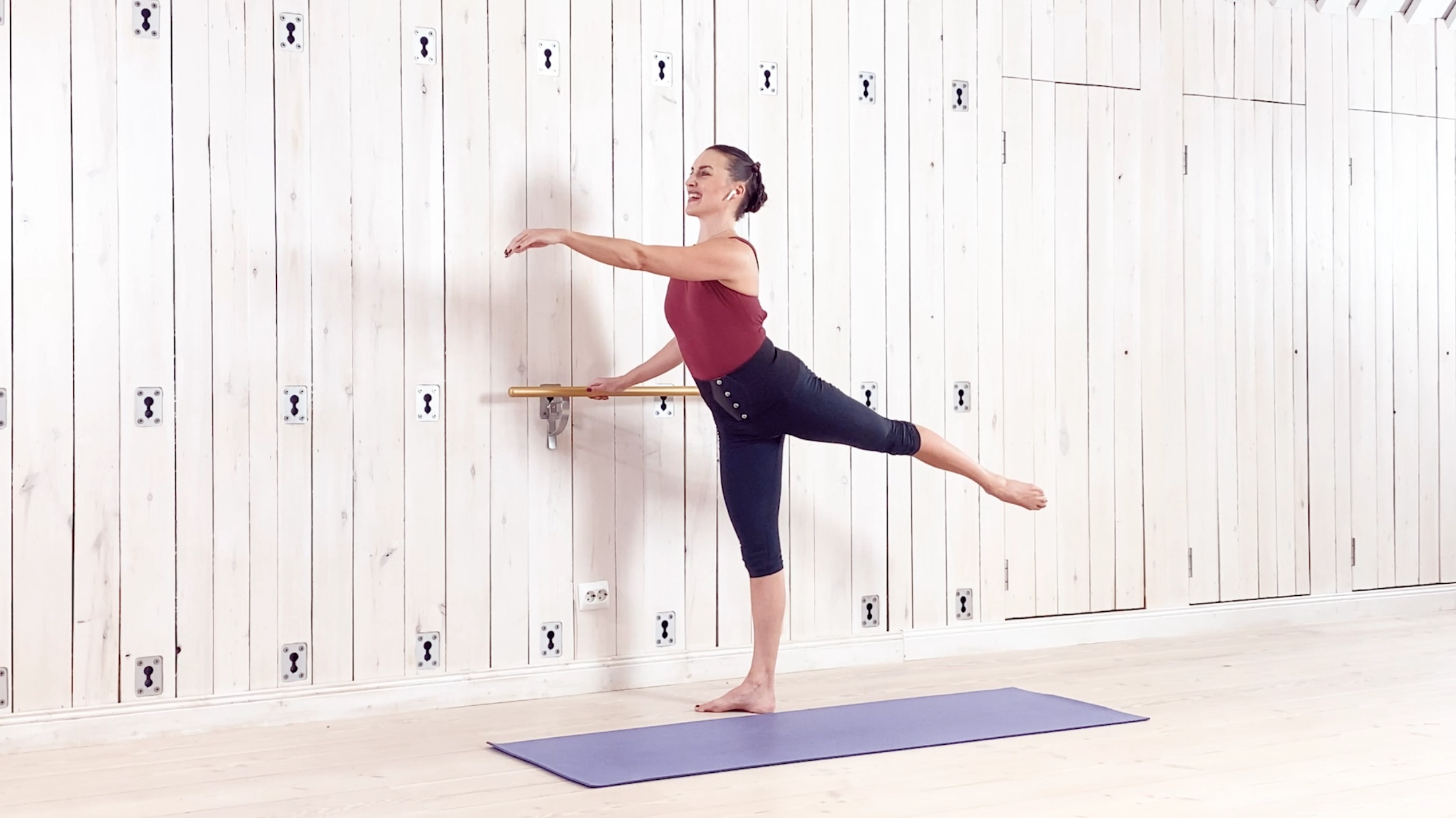 Balleting - takaketju / Mia Jokiniva / 30 min.