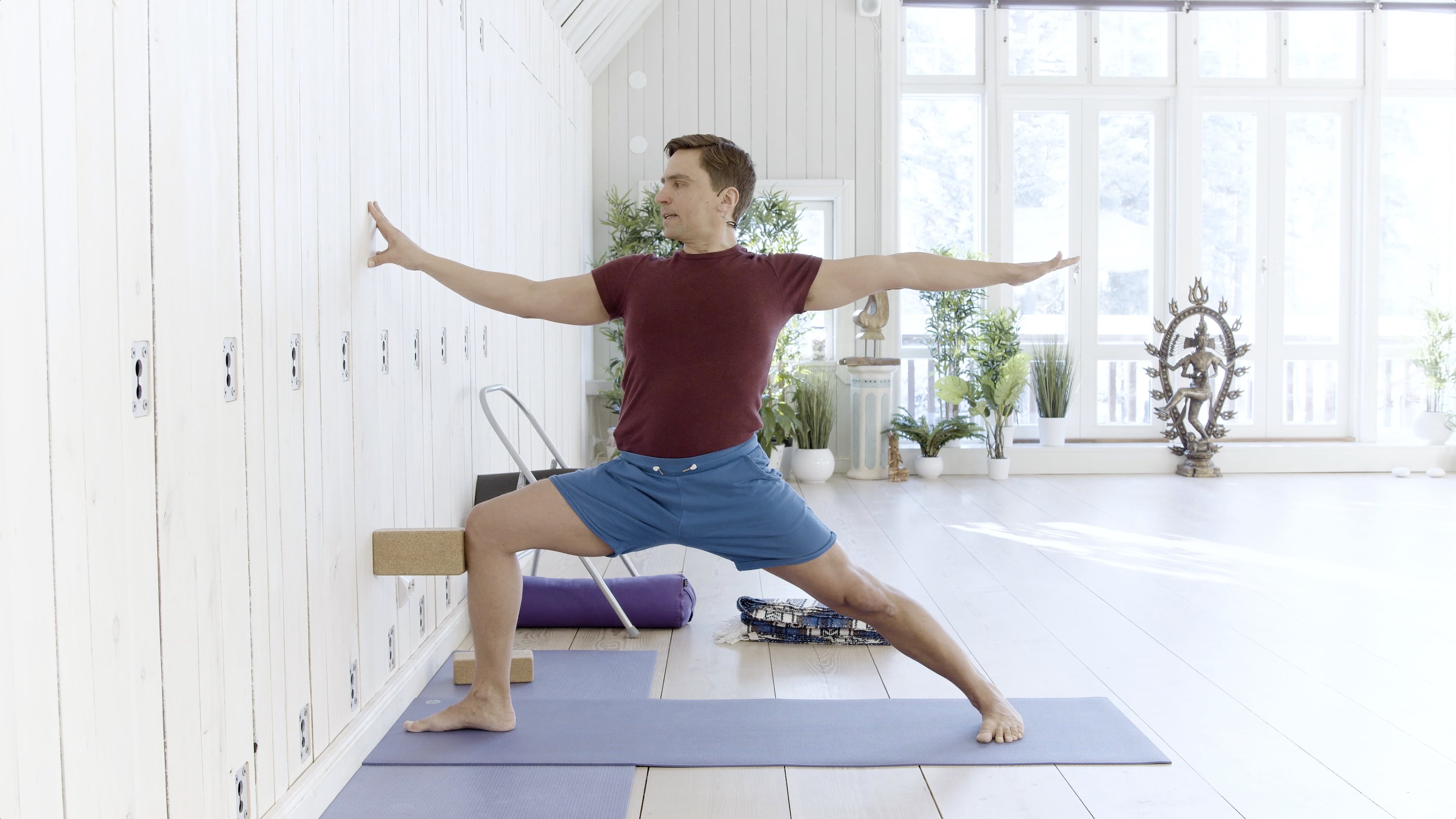 Ihan päin seinää / Jarno Mäkelä / 60 min.