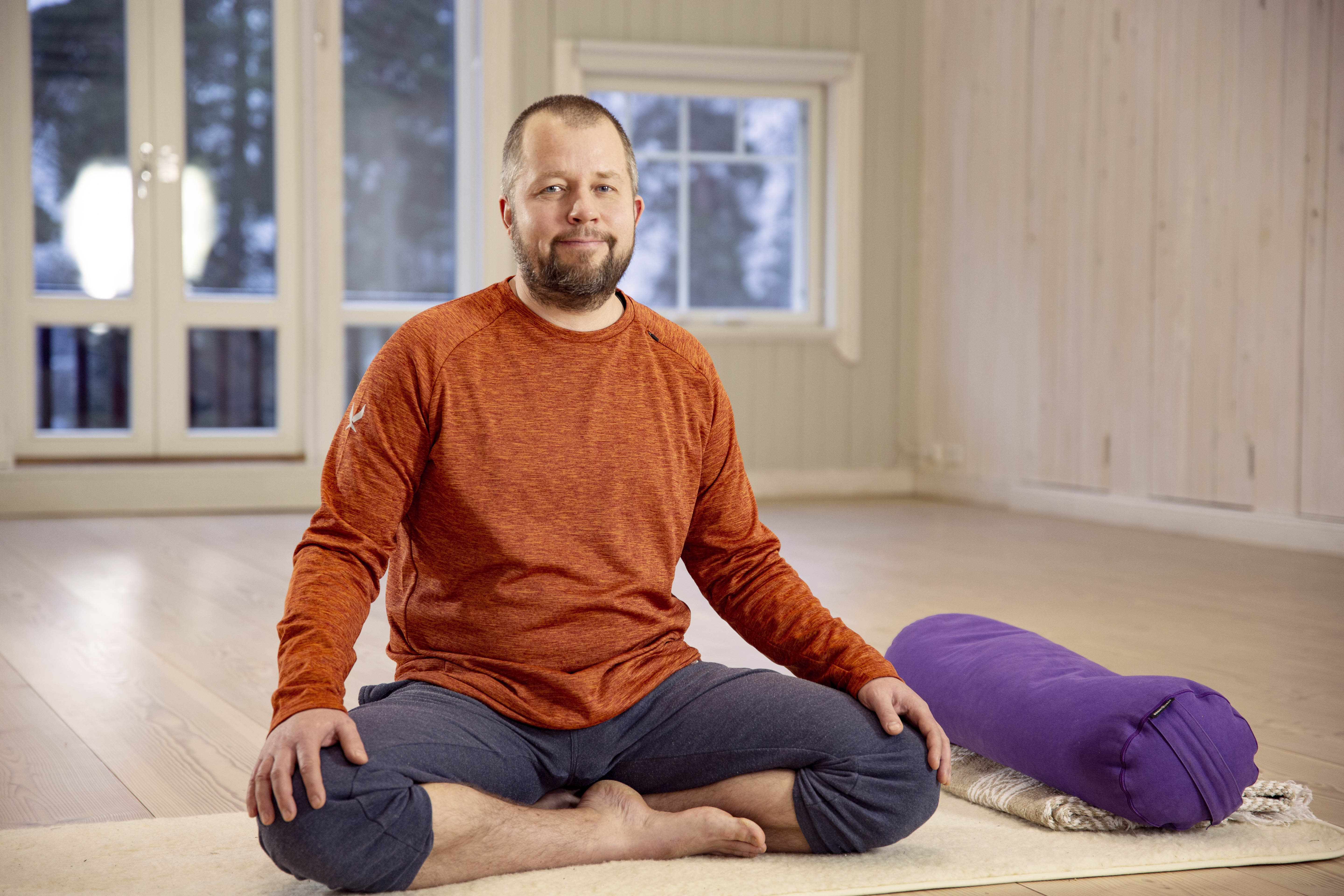 Jouni Hallikainen / Esittely 