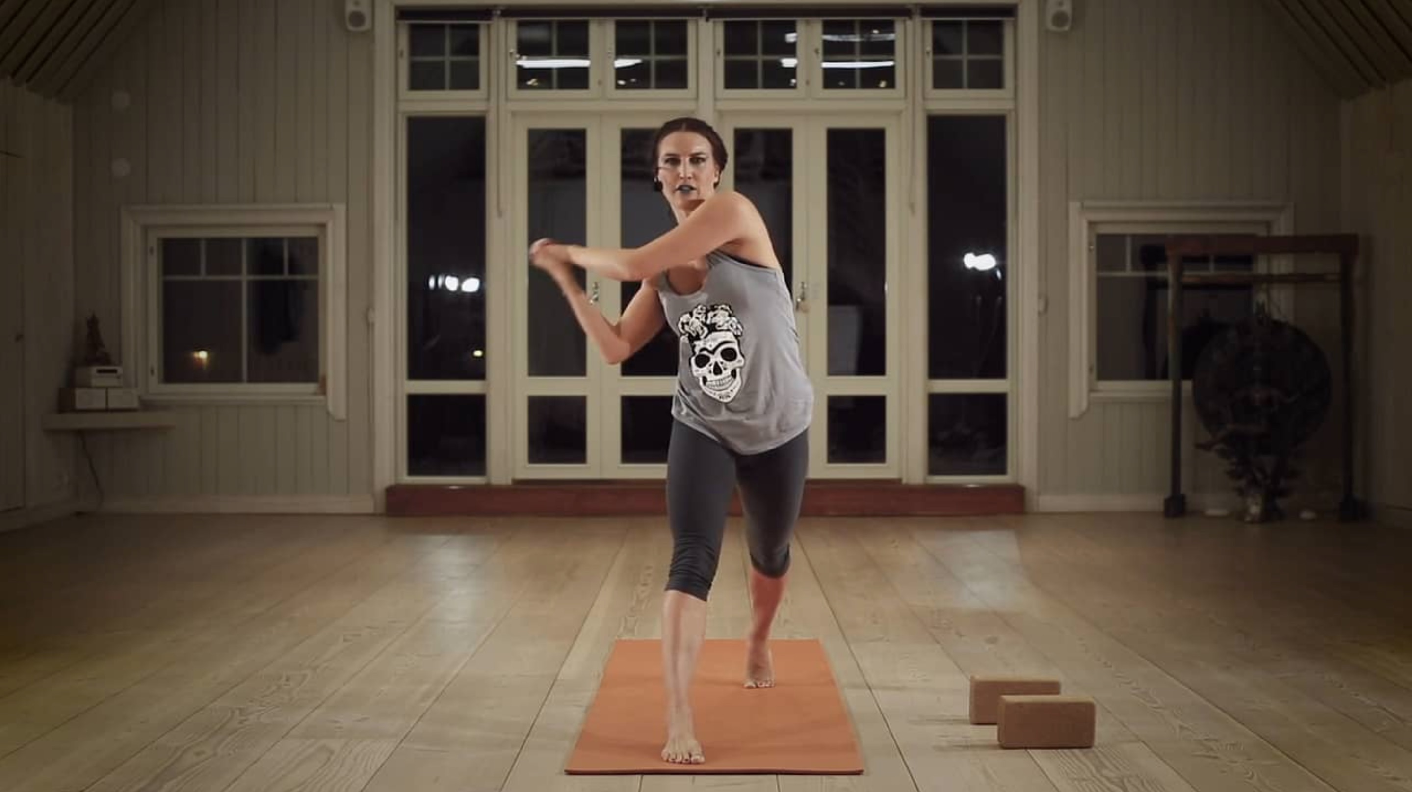 Mia Jokiniva / Kali / 75 min.