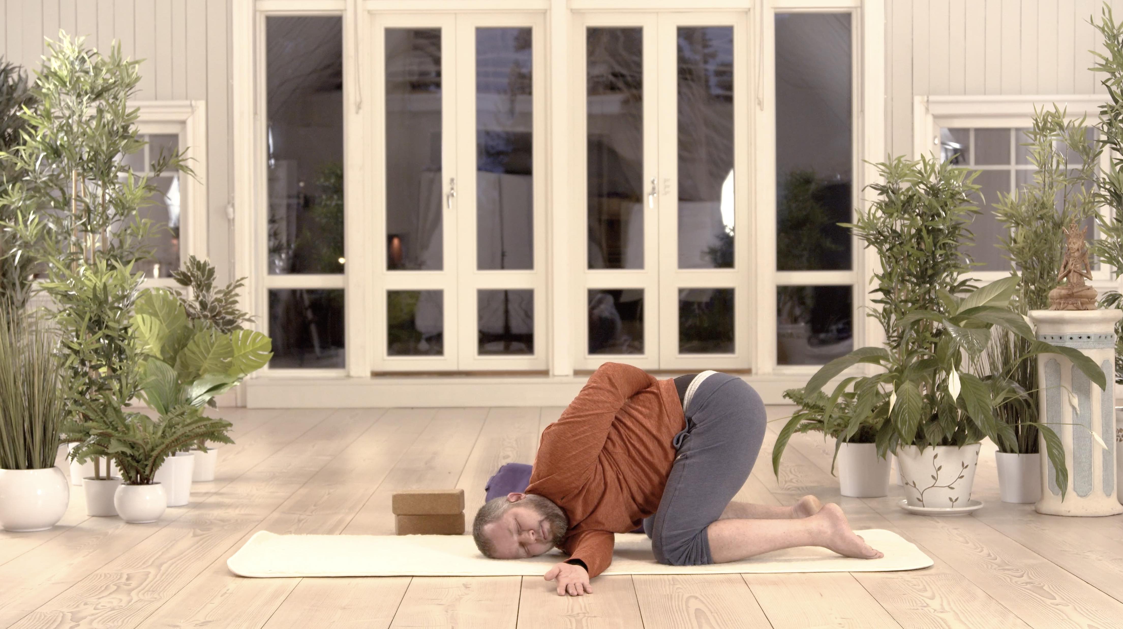 Yin & yang  / Jouni Hallikainen / 45 min.