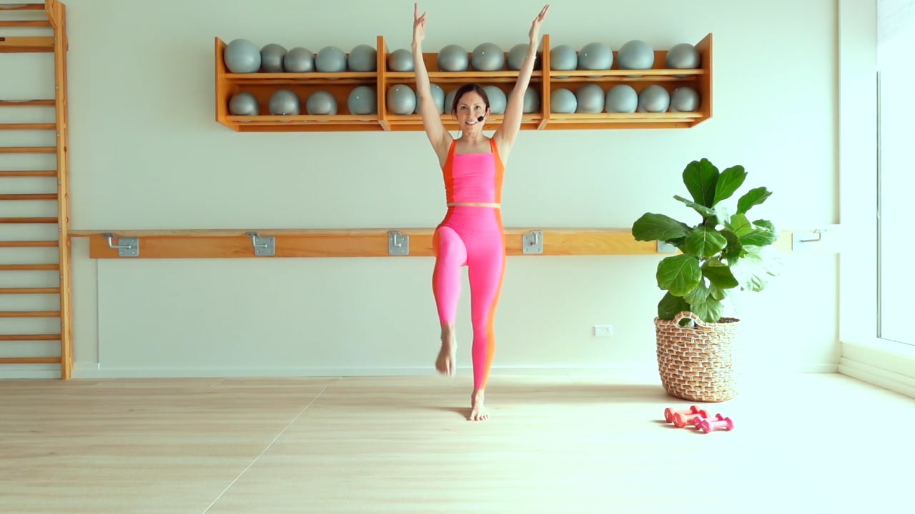 25 MINUTE FULL BODY BARRE