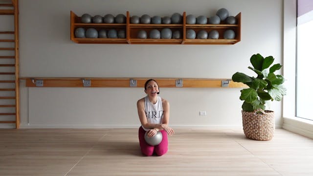 12 MINUTE FULL BODY BARRE