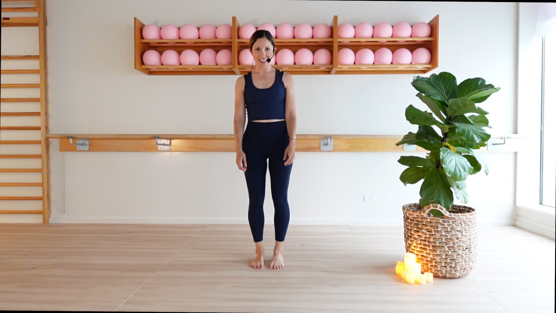 DAY 3 | 15 MINUTE MINDFUL STRETCH + MEDITATION