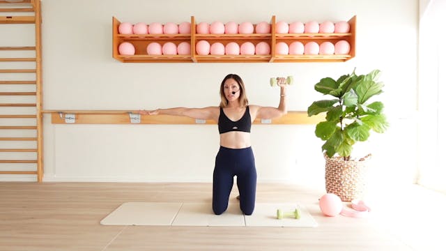 25 MINUTE BARRE + STRENGTH