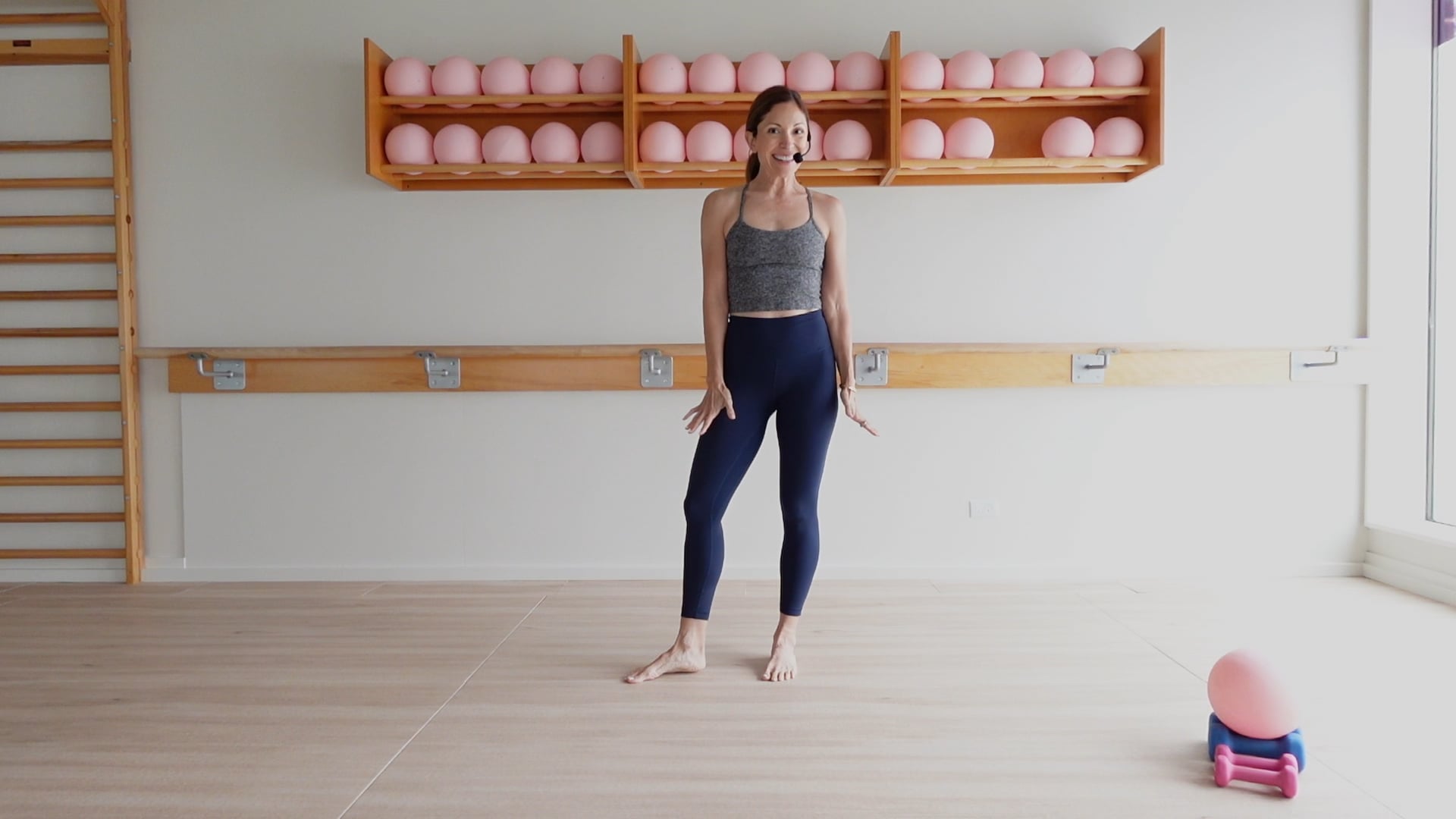 33 MINUTE BARRE