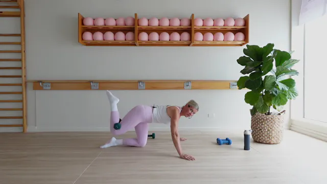 28 MINUTE BARRE + STRENGTH