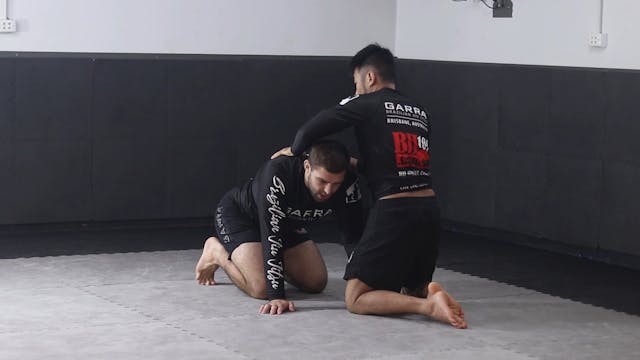 DEFENDING THE FRONT HEAD LOCK CHOKE -...