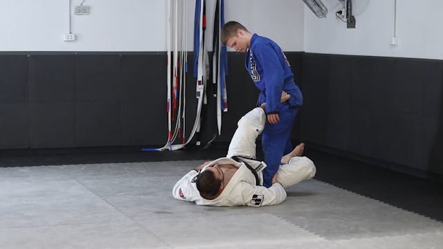 FINDING THE LEGS - OPEN GUARD - TRIPO...