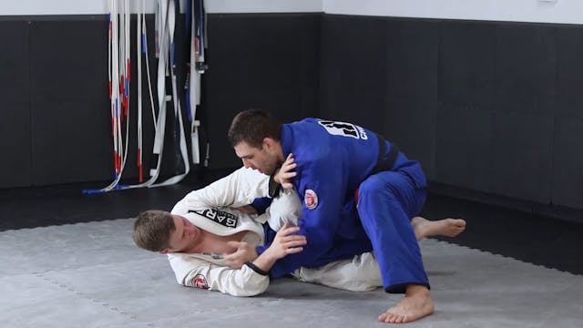 BEATING THE KNEE SHIELD - HALF GUARD ...