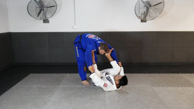 BEATING THE SPIDER - DONKEY KICK PASS...